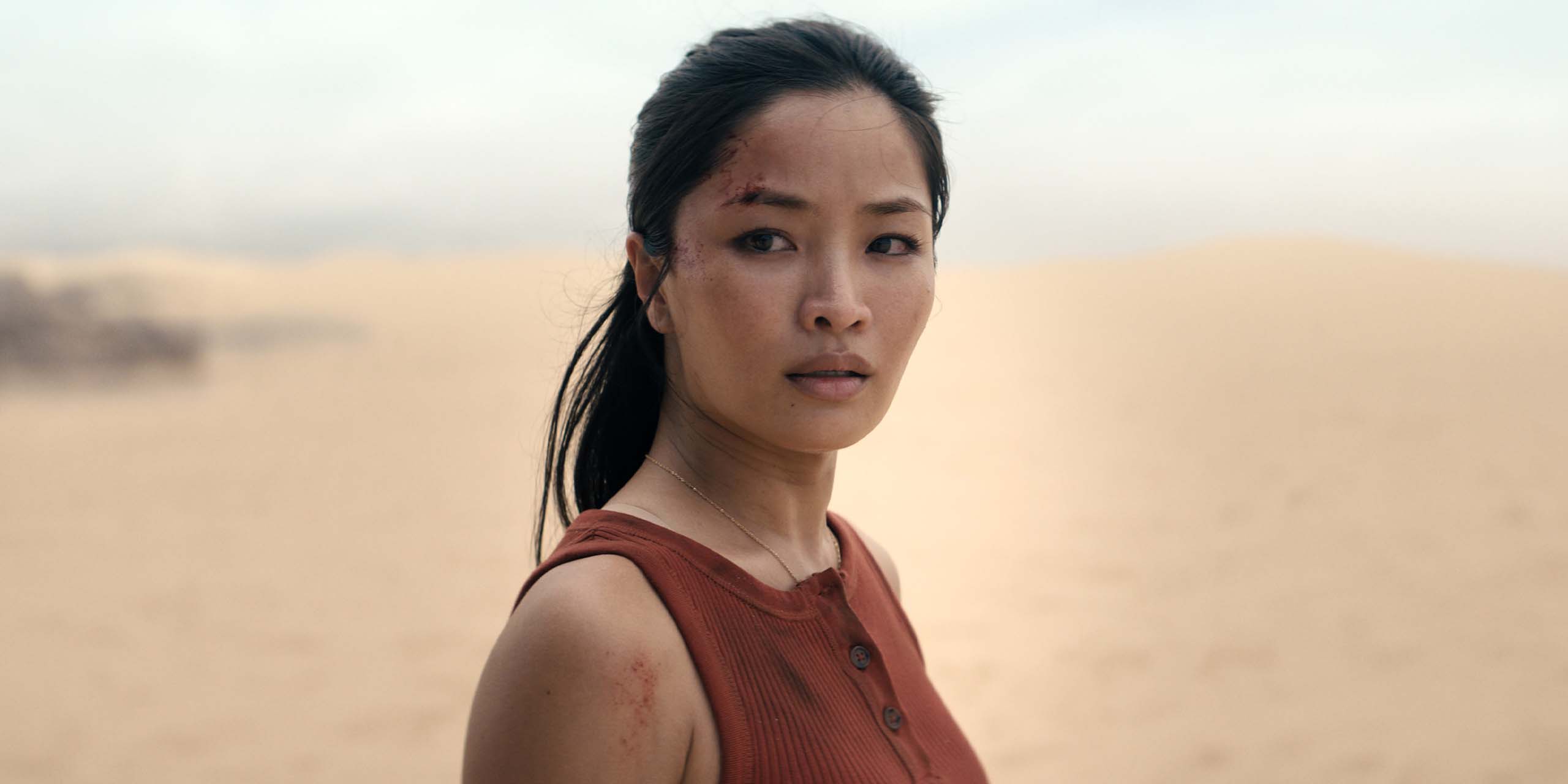 Cate Randa (Anna Sawai) dans la saison 2 de Monarch: Legacy of Monsters.
