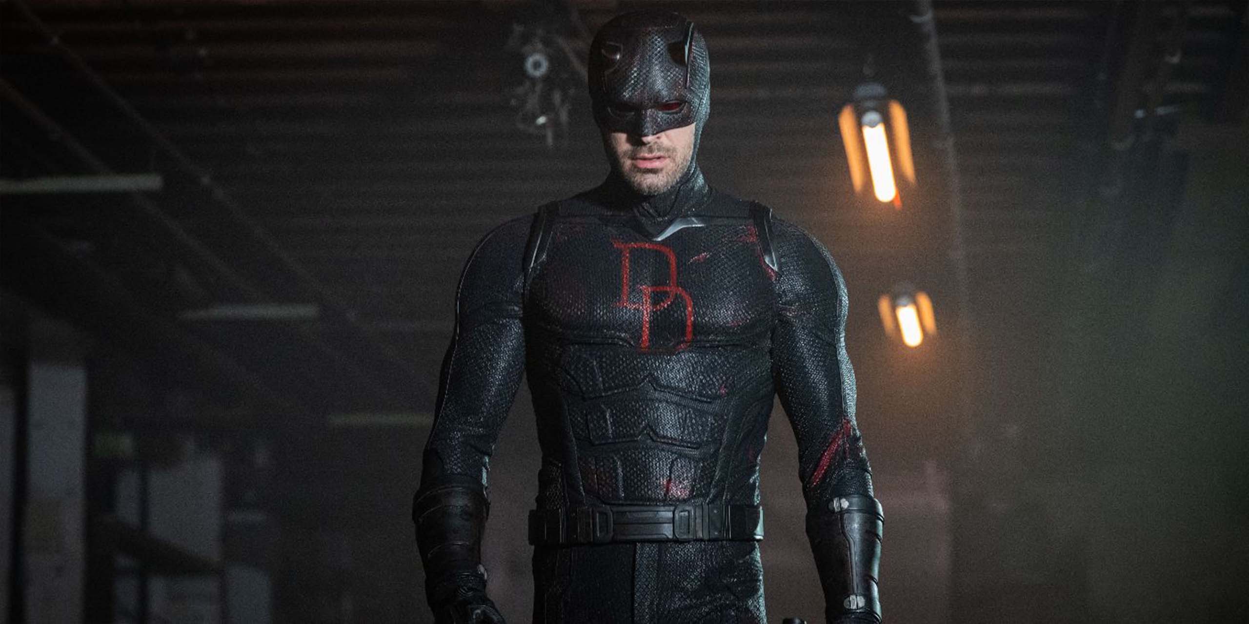 Matt Murdock (Charlie Cox) dans son costume noir de Daredevil dans l'épisode 3 de la saison 2 de Daredevil : Born Again.