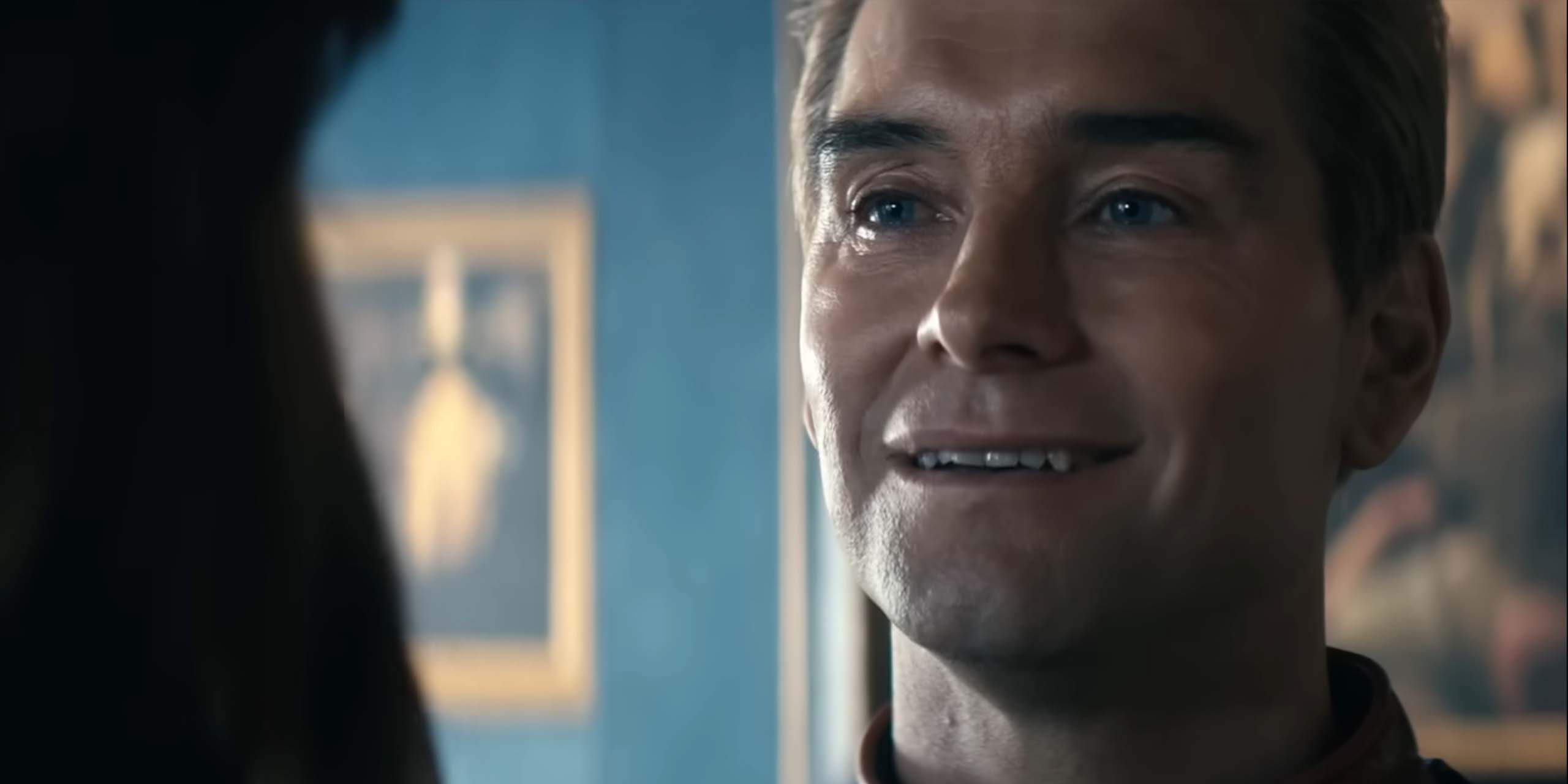 Homelander (Anthony Starr) parlant à Firecracker (Valorie Curry) dans la saison 5 de The Boys.