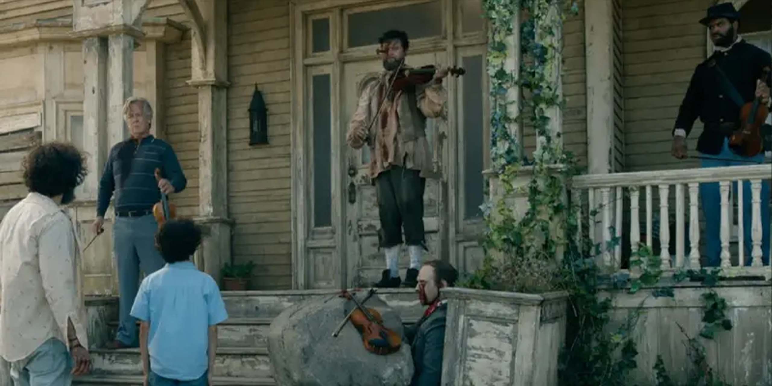 Jade voit des images bien étranges dans la saison 4 de From.