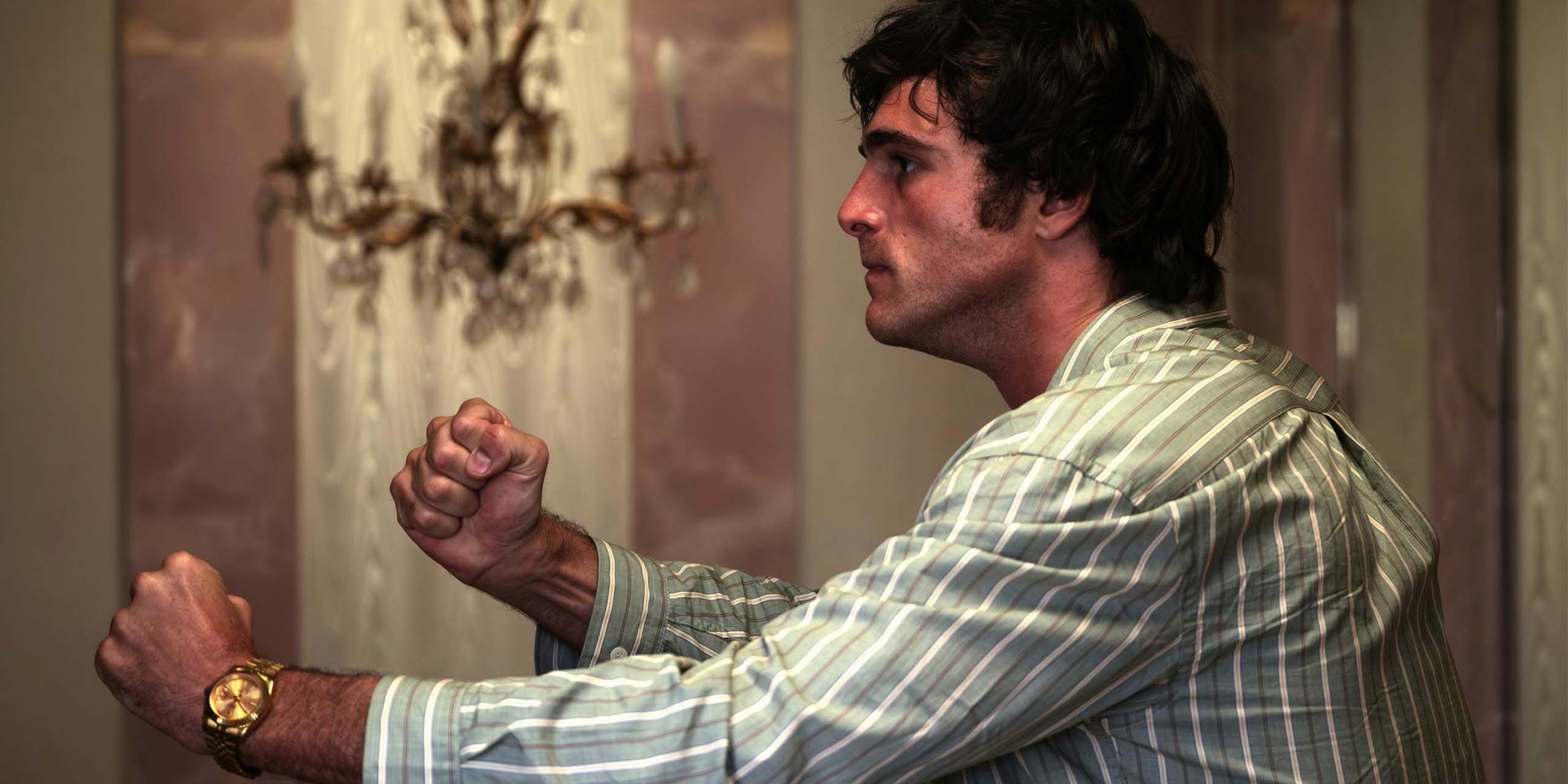 Nate (Jacob Elordi) dans la saison 3 de Euphoria.