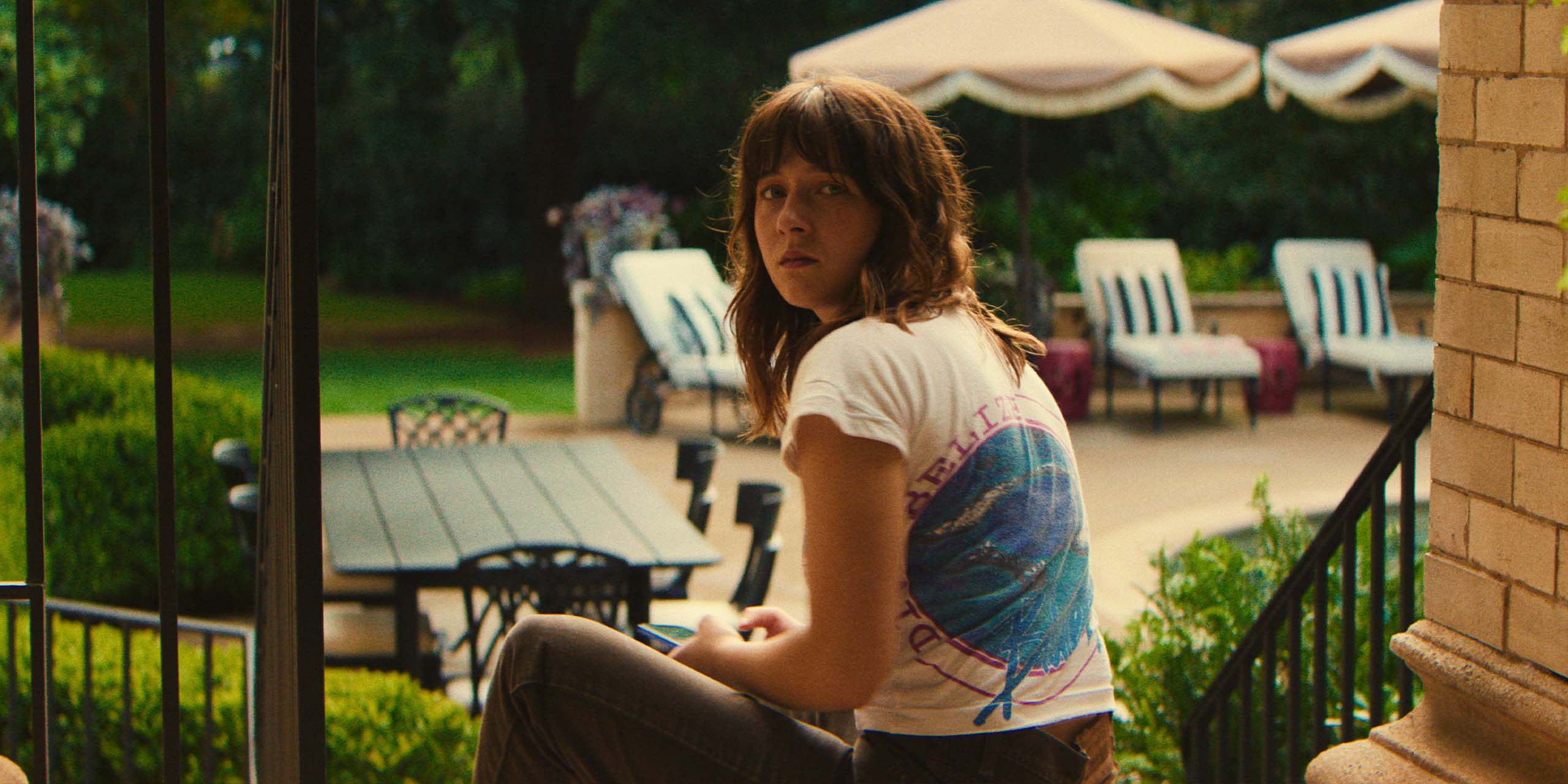 Natalie Bowden (Lily Collias) dans Cape Fear - Les Nerfs à vif.