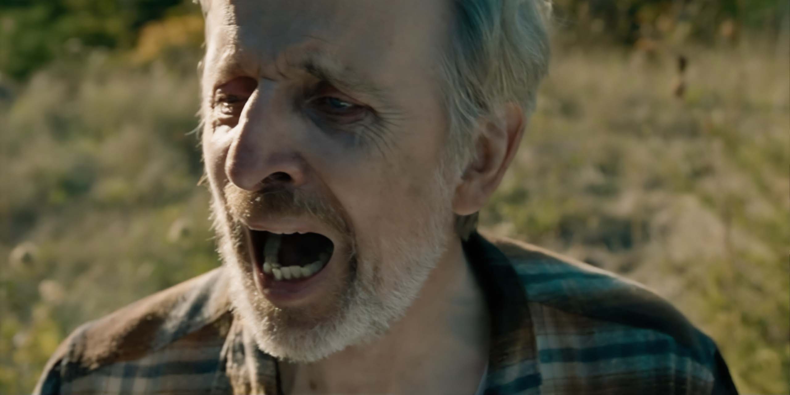 Henry Kavanaugh (Robert Joy) hurle de désespoir dans la saison 4 de From.