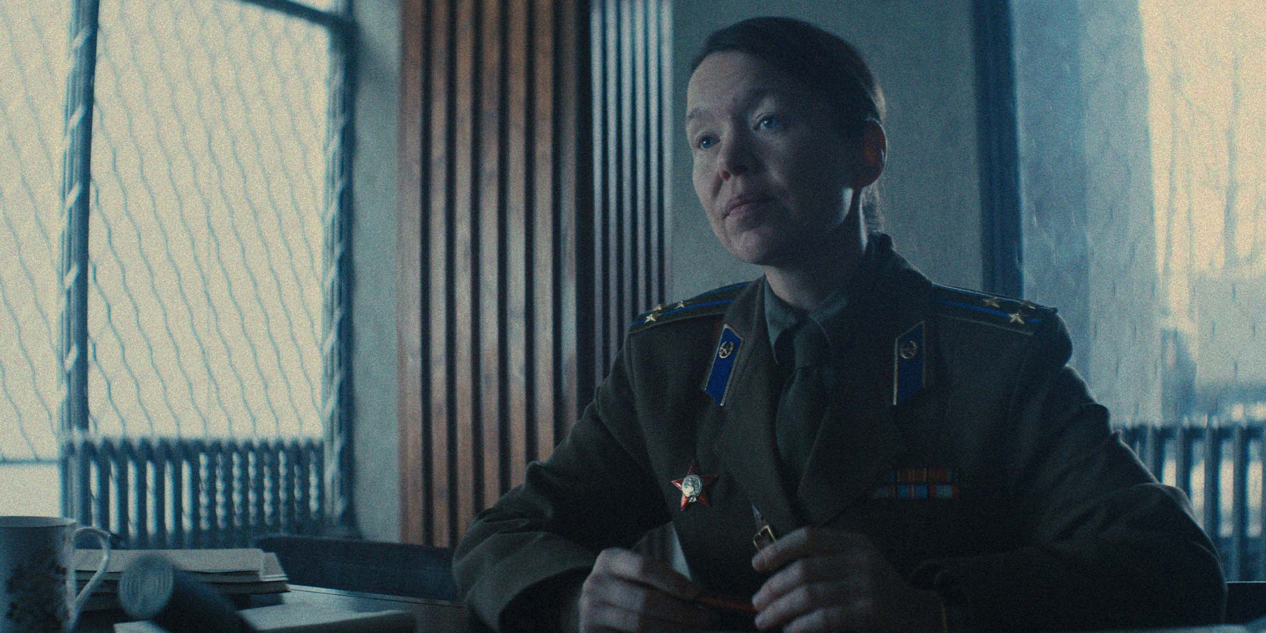 Anna Maxwell Martin dans Star City.