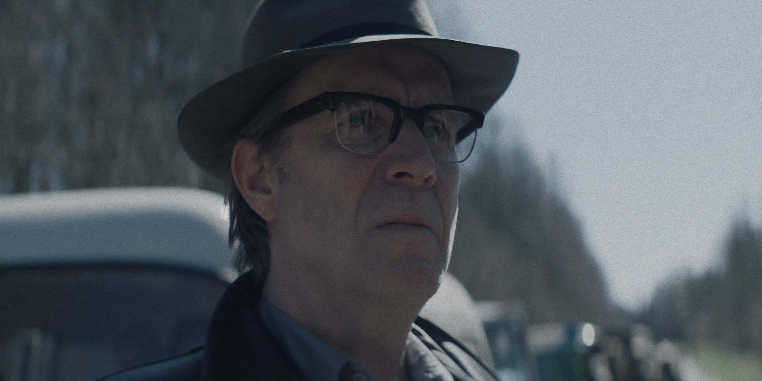 Rhys Ifans dans Star City.