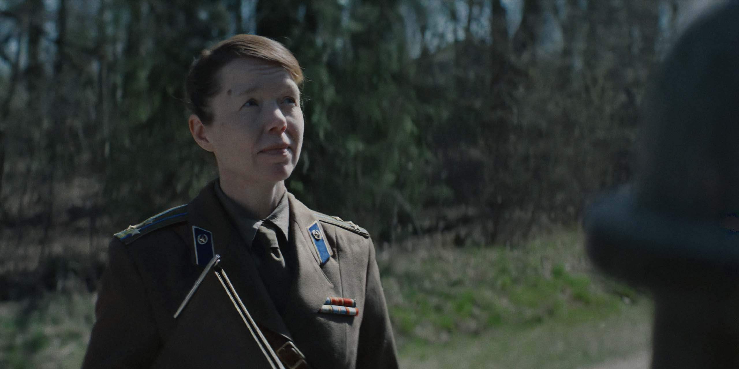 Anna Maxwell Martin dans Star City.
