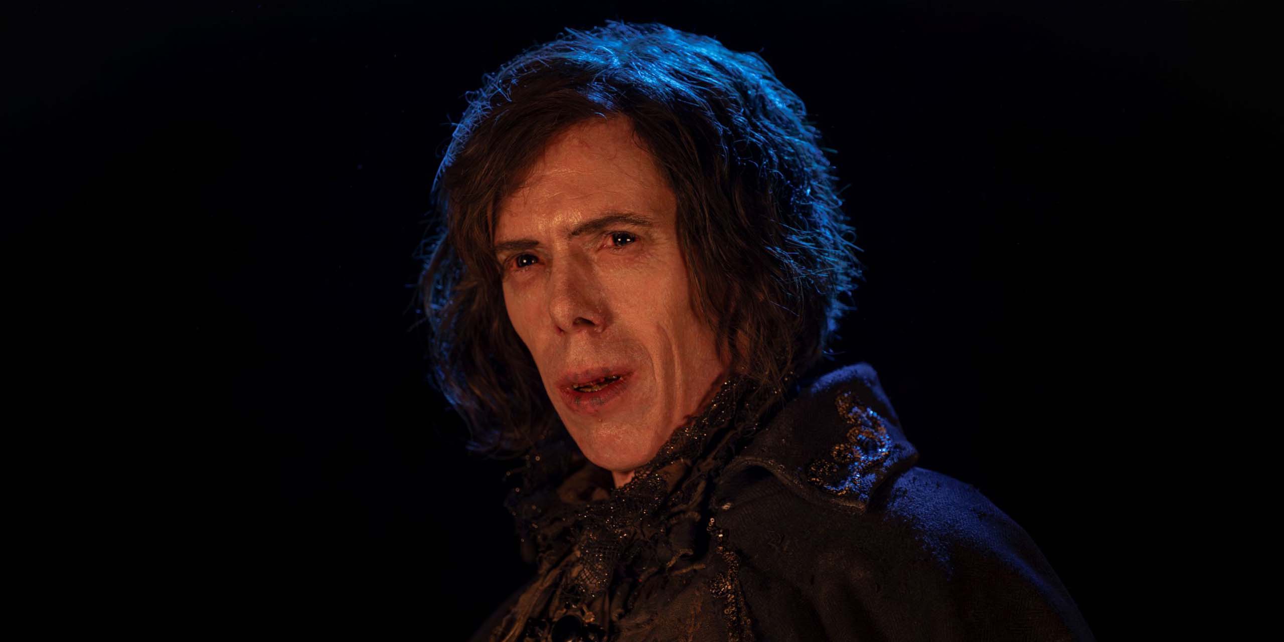Damien Atkins dans le rôle de Magnus, dans The Vampire Lestat.
