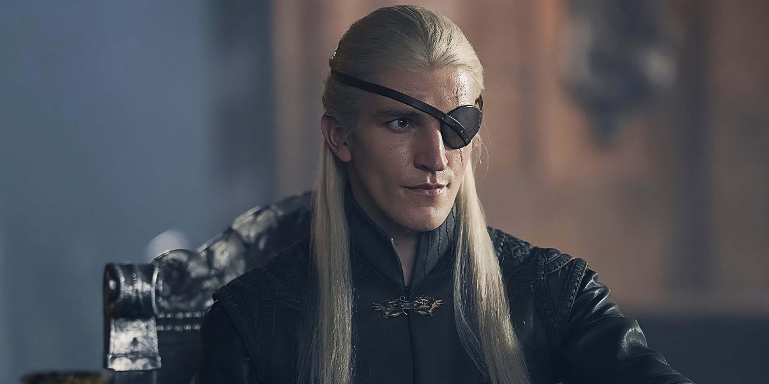 Ewan Mitchell dans le rôle d'Aemond Targaryen dans House of the Dragon