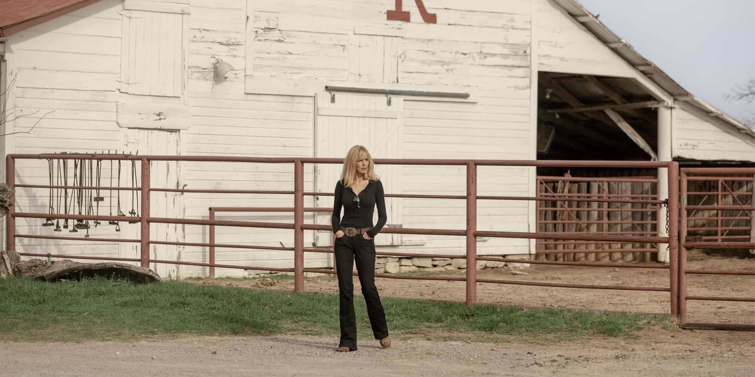 Kelly Reilly dans le rôle de Beth dans Dutton Ranch.