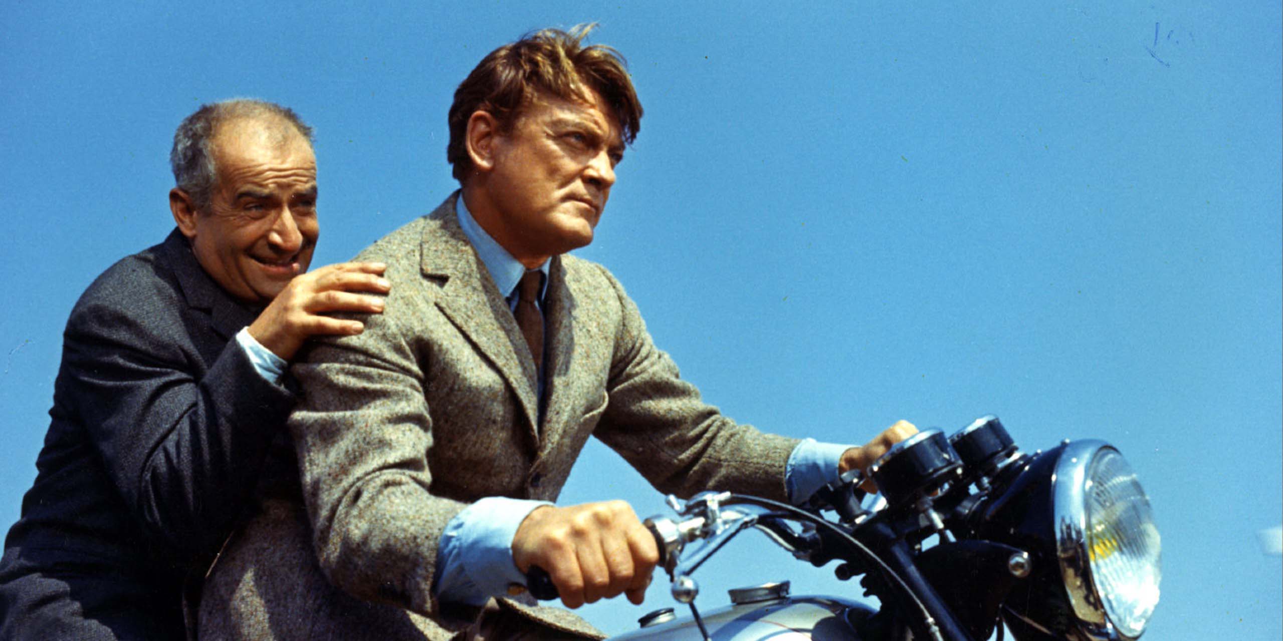 Louis de Funès et Jean Marais à la poursuite de Fantômas, dans le film de 1964.