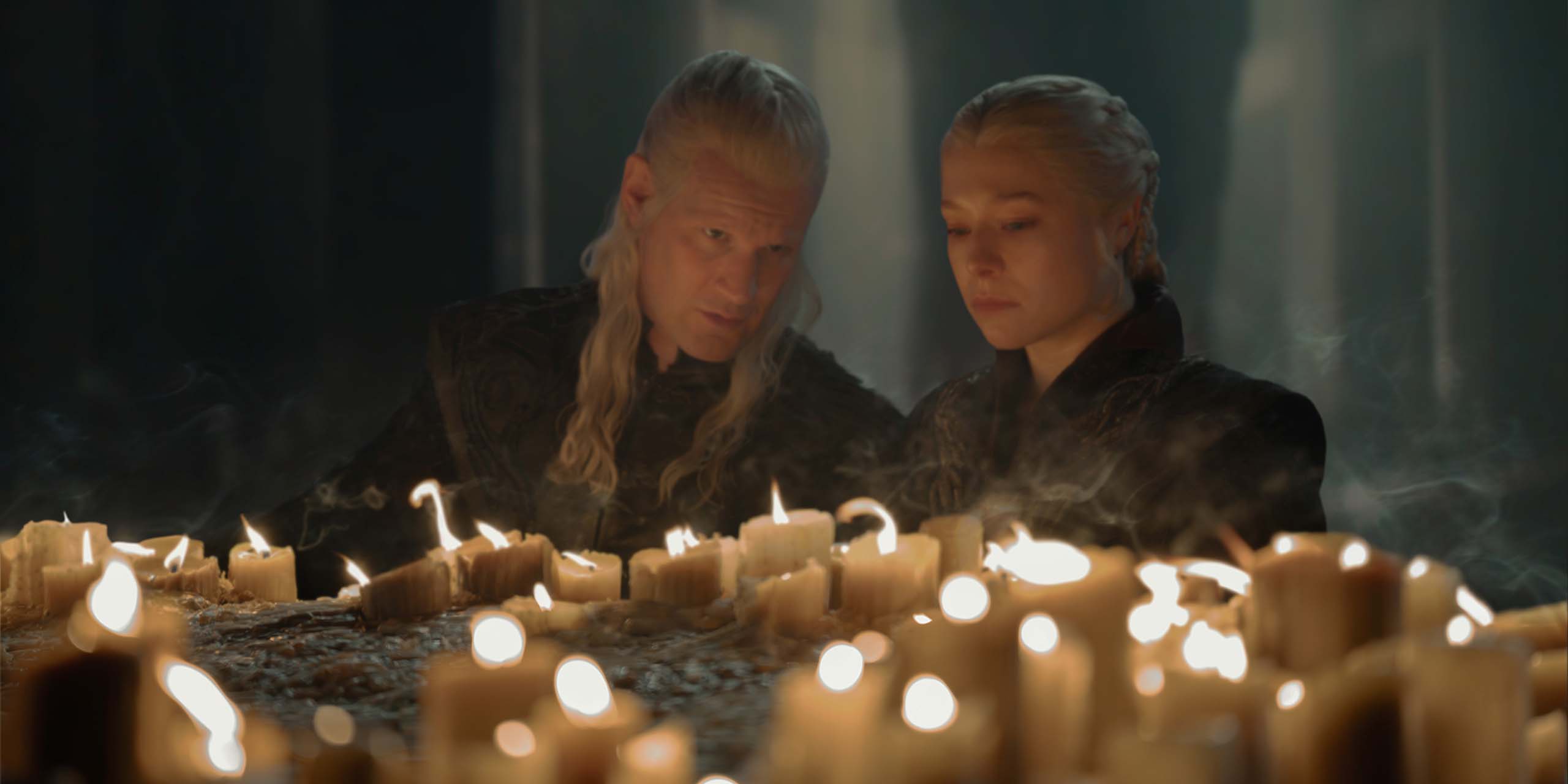 Daeron Targaryen (Matt Smith) et Rhaenyra Targaryen (Emma D’Arcy) dans la saison 3 de House of the Dragon.