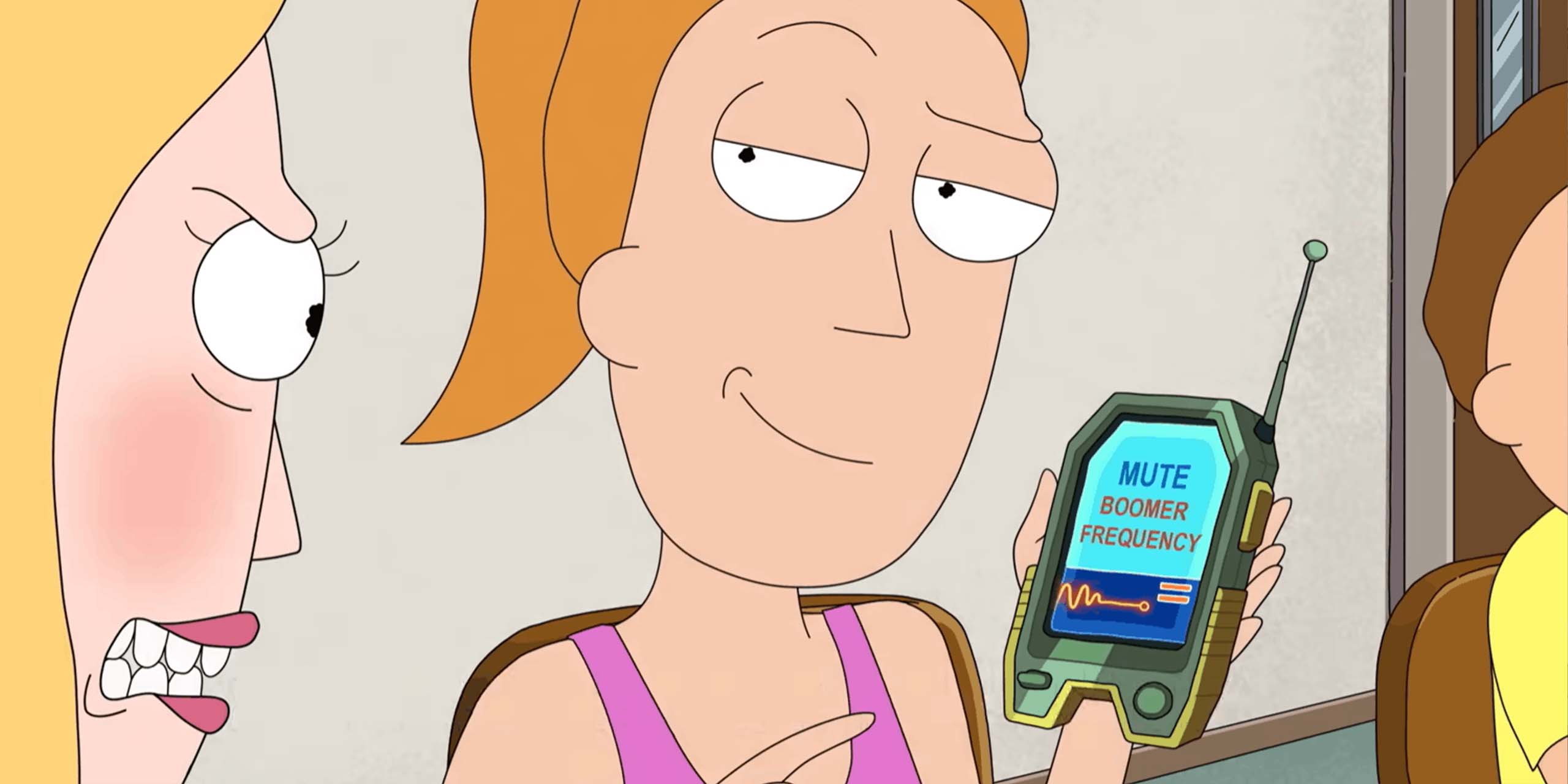 Summer tenant une télécommande et Beth en colère, dans la saison 9 de Rick et Morty.