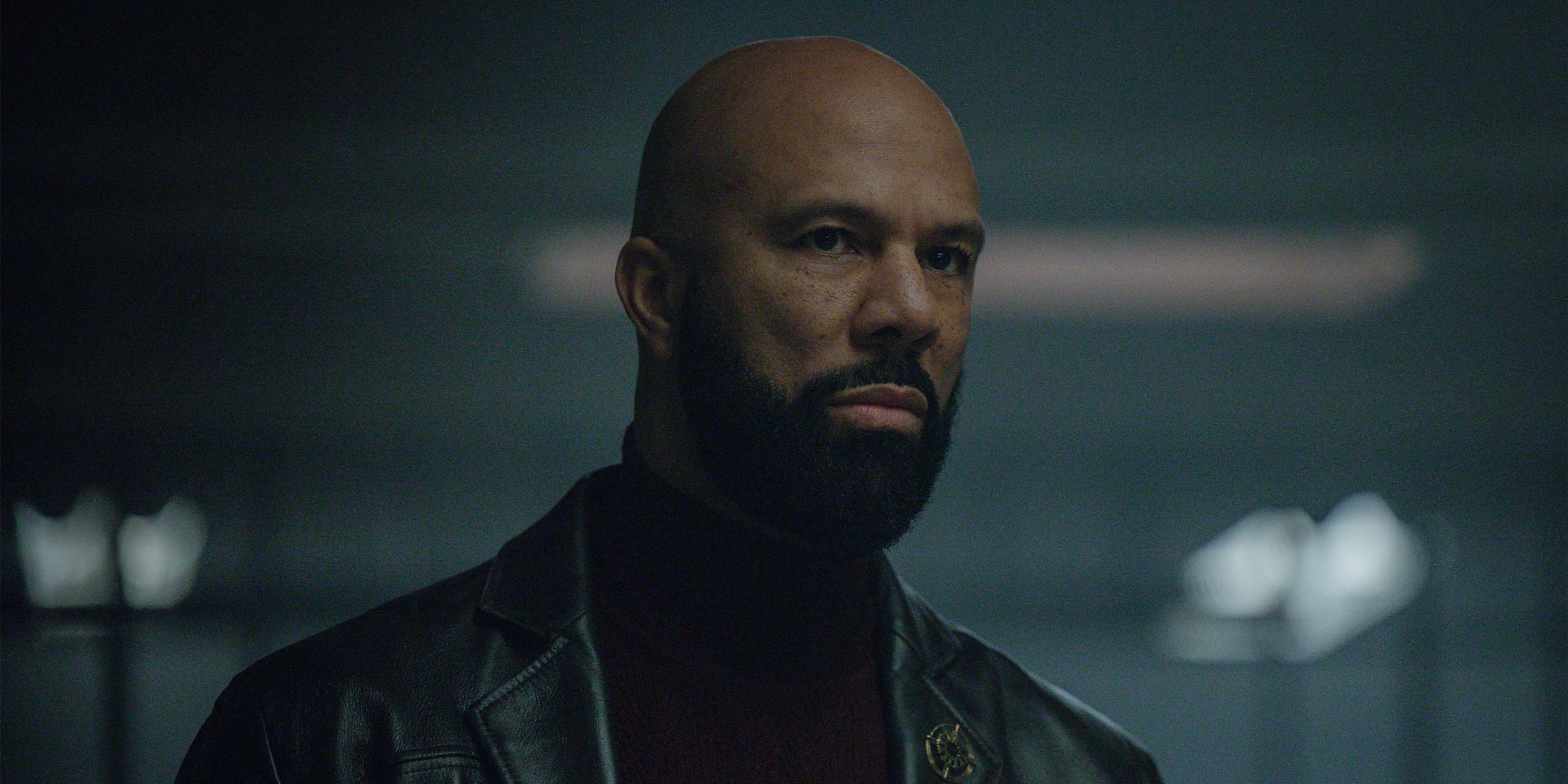 Robert Sims (Common) dans la saison 3 de Silo.