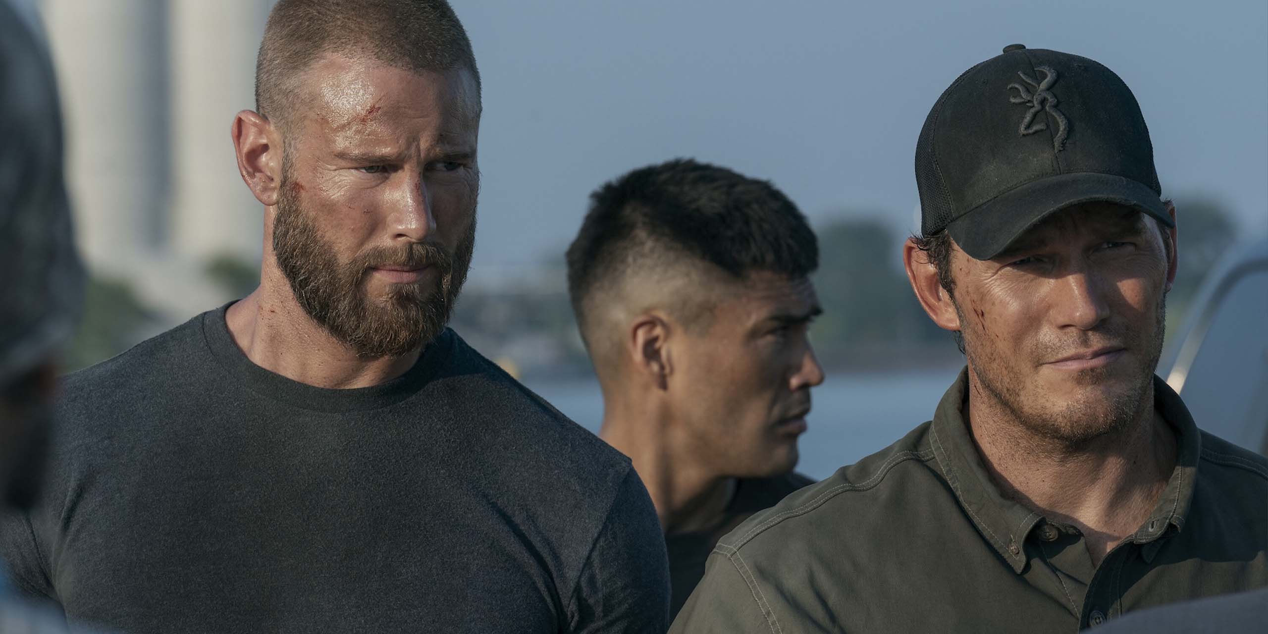 Tom Hopper (Raife Hastings), Chris Pratt (James Reece) dans la saison 2 de The Terminal List.