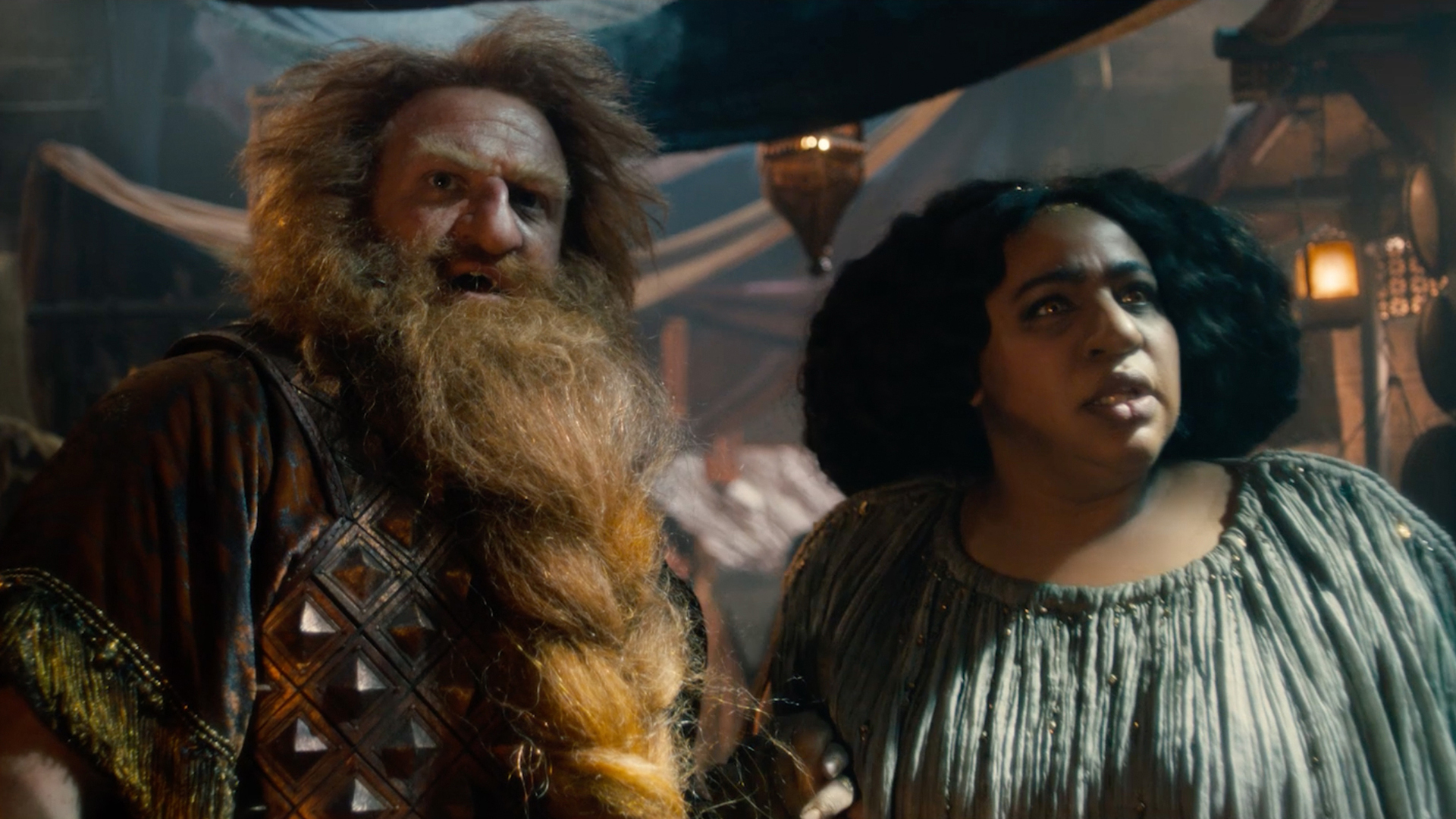 Durin et Disa dans la saison 2 du Seigneur des Anneaux : Les Anneaux du Pouvoir.