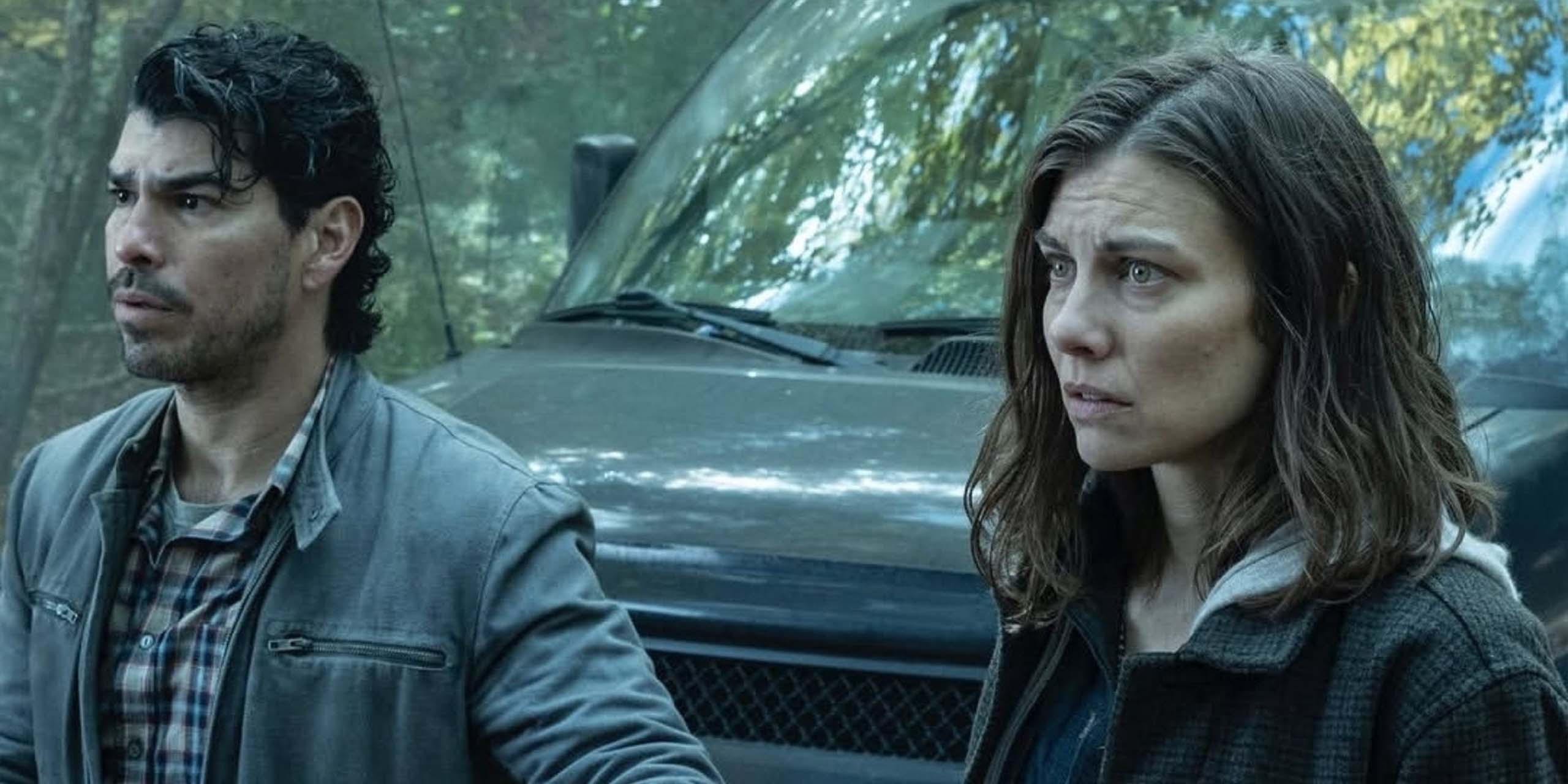 Luis (Raúl Castillo) et Maggie (Lauren Cohan) en plein forêt dans la saison 3 de Dead City.
