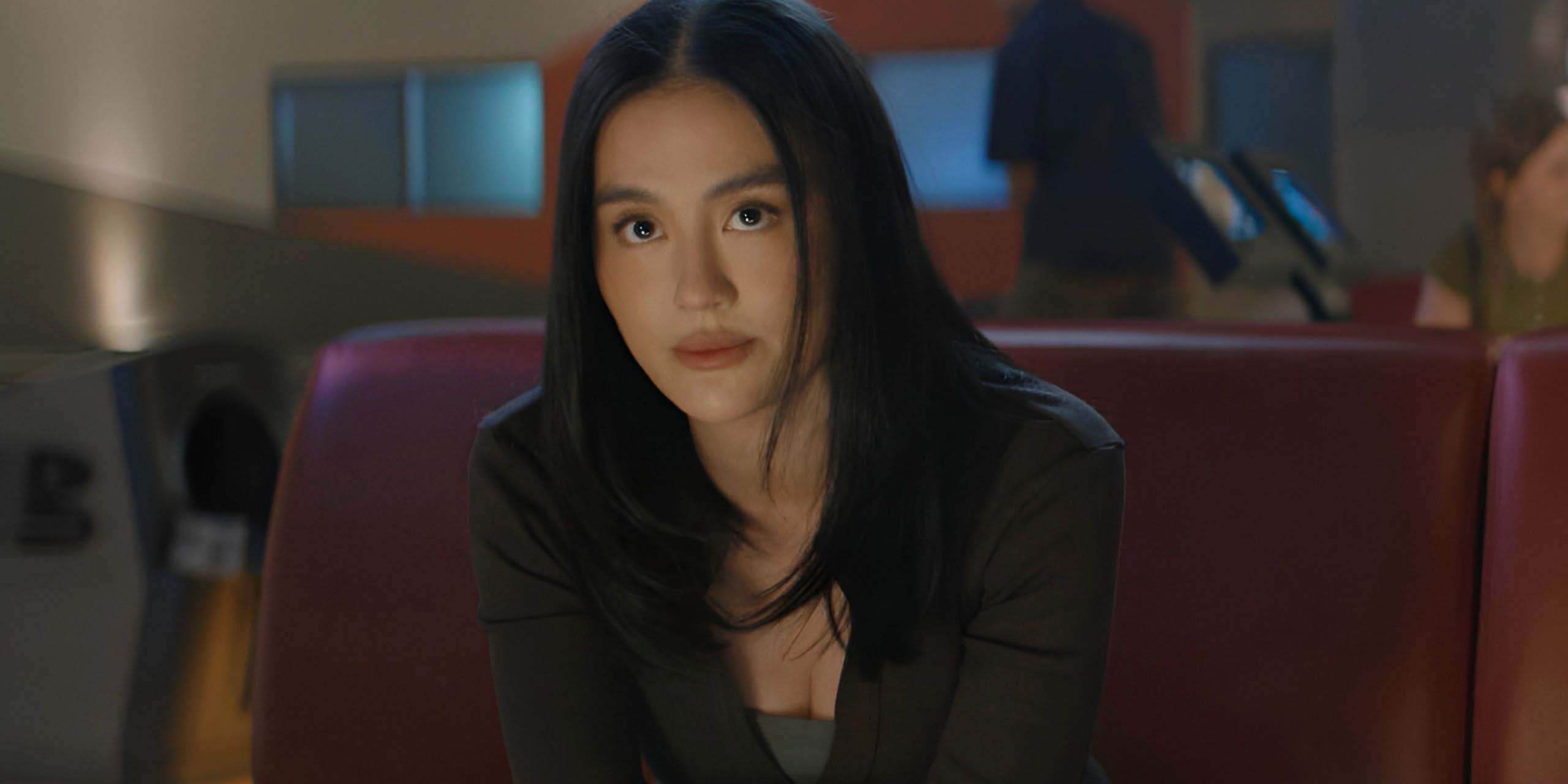 Lila Hoth (Agnez Mo) dans l’épisode 4 de la saison 4 de Reacher.
