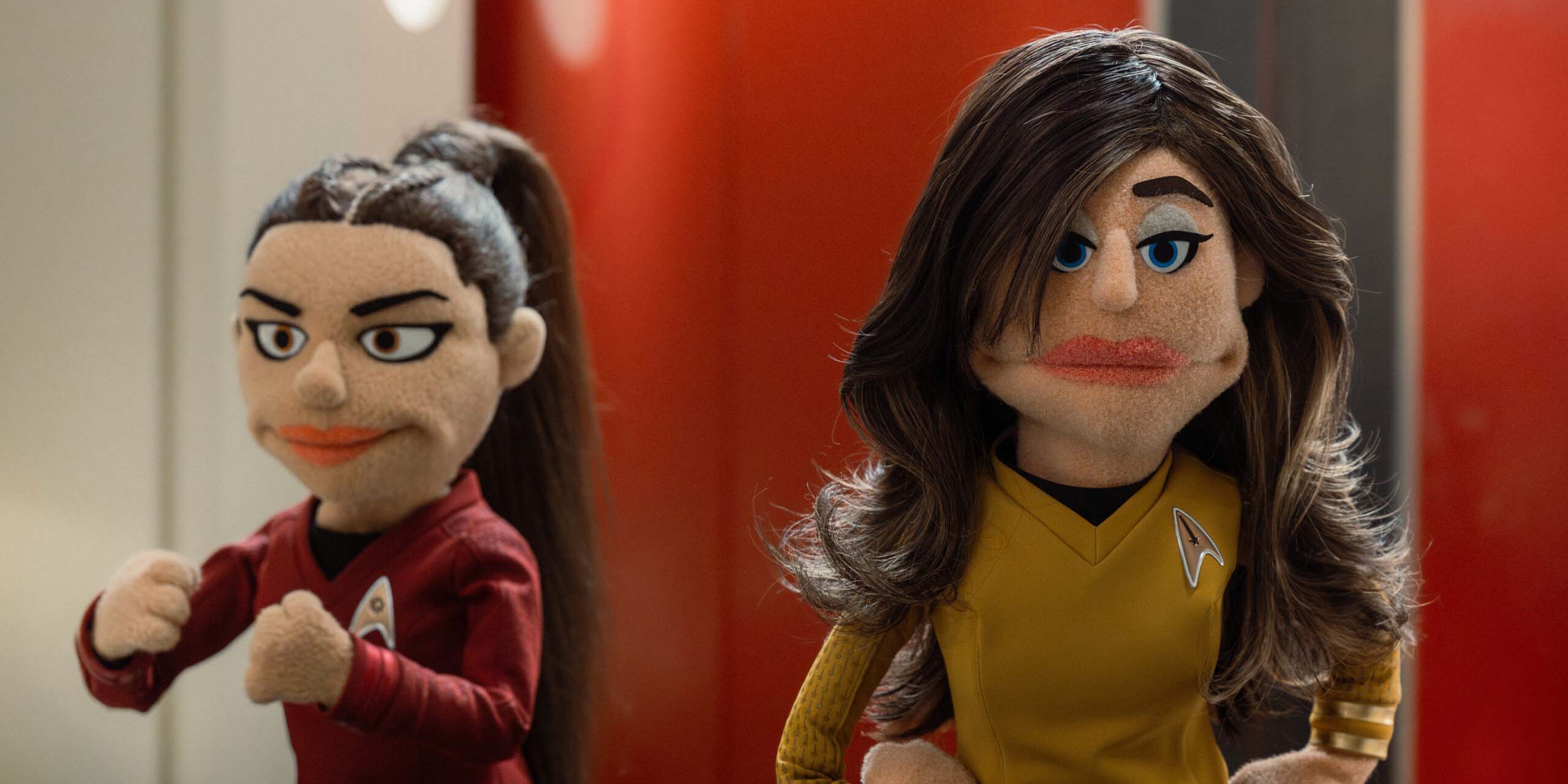 Numéro Un et La'an Noonien-Singh en marionnettes dans la saison 4 de Star Trek: Strange New Worlds.