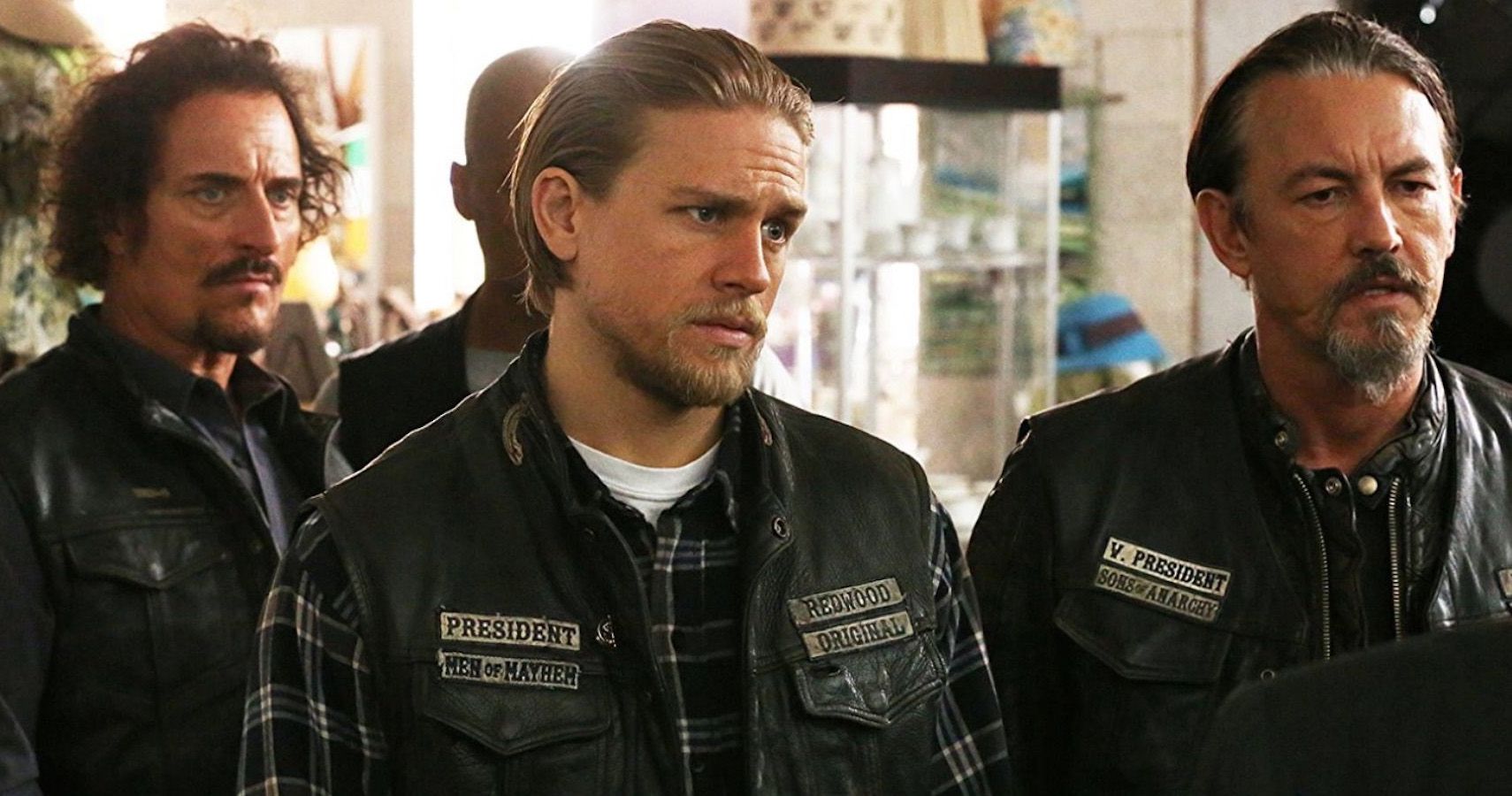 Jax, Tig et Chibs dans Sons of Anarchy.