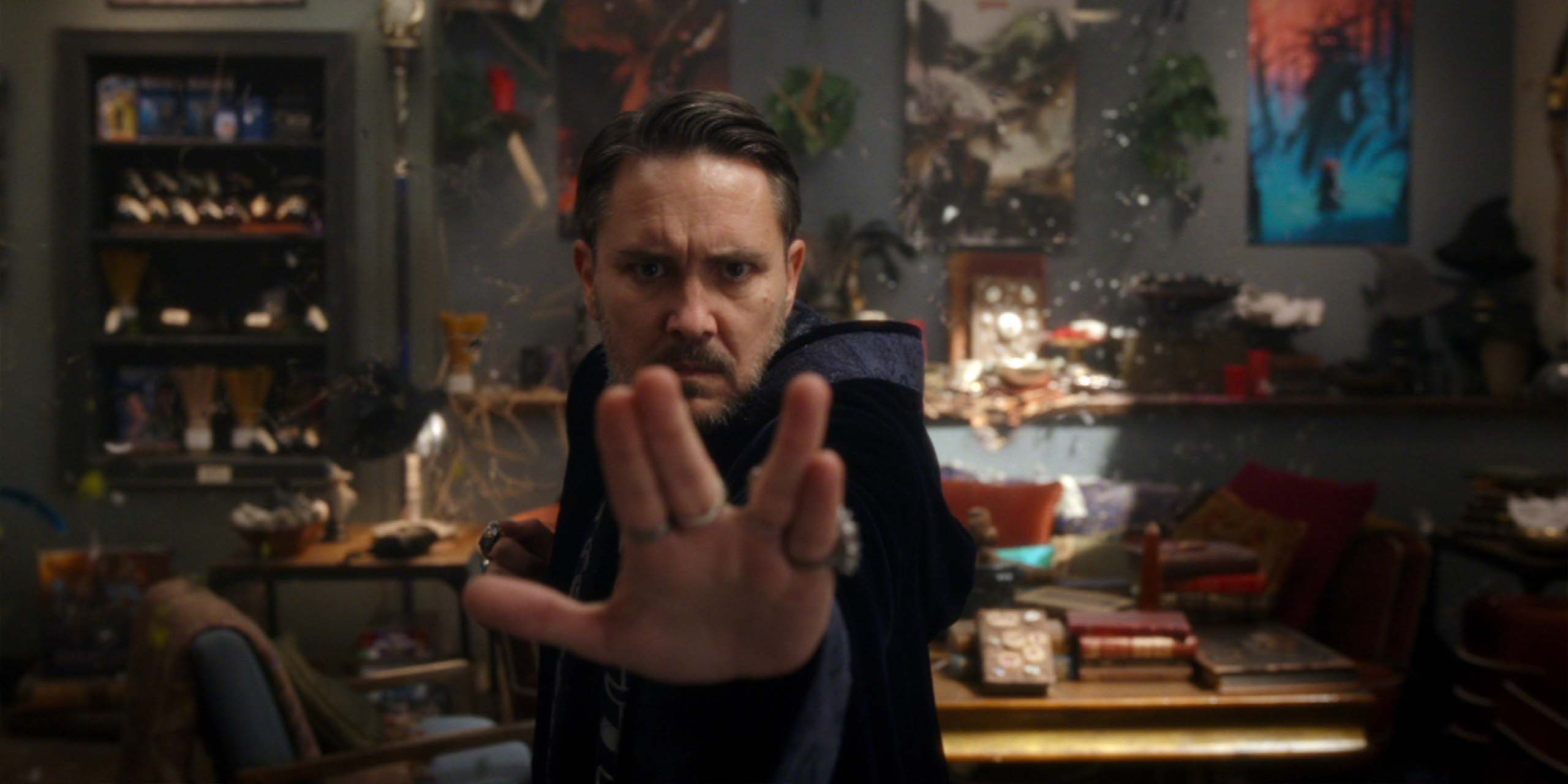 Wil Wheaton pratiquant la magie dans Stuart Fails to Save the Universe.