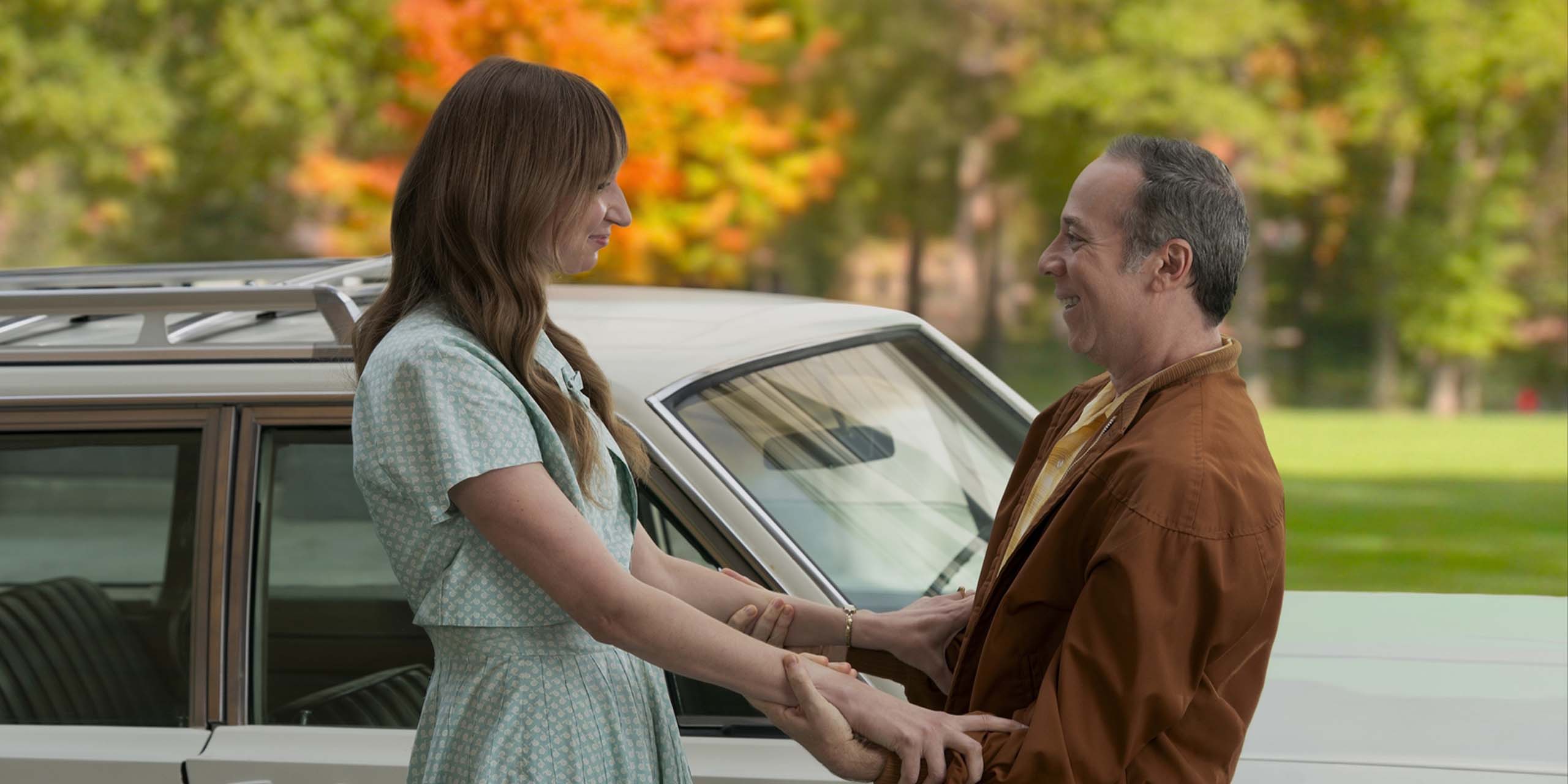 Denise (Lauren Lapkus) et Stuart (Kevin Sussman) se retrouvent dans Stuart Fails to Save the Universe