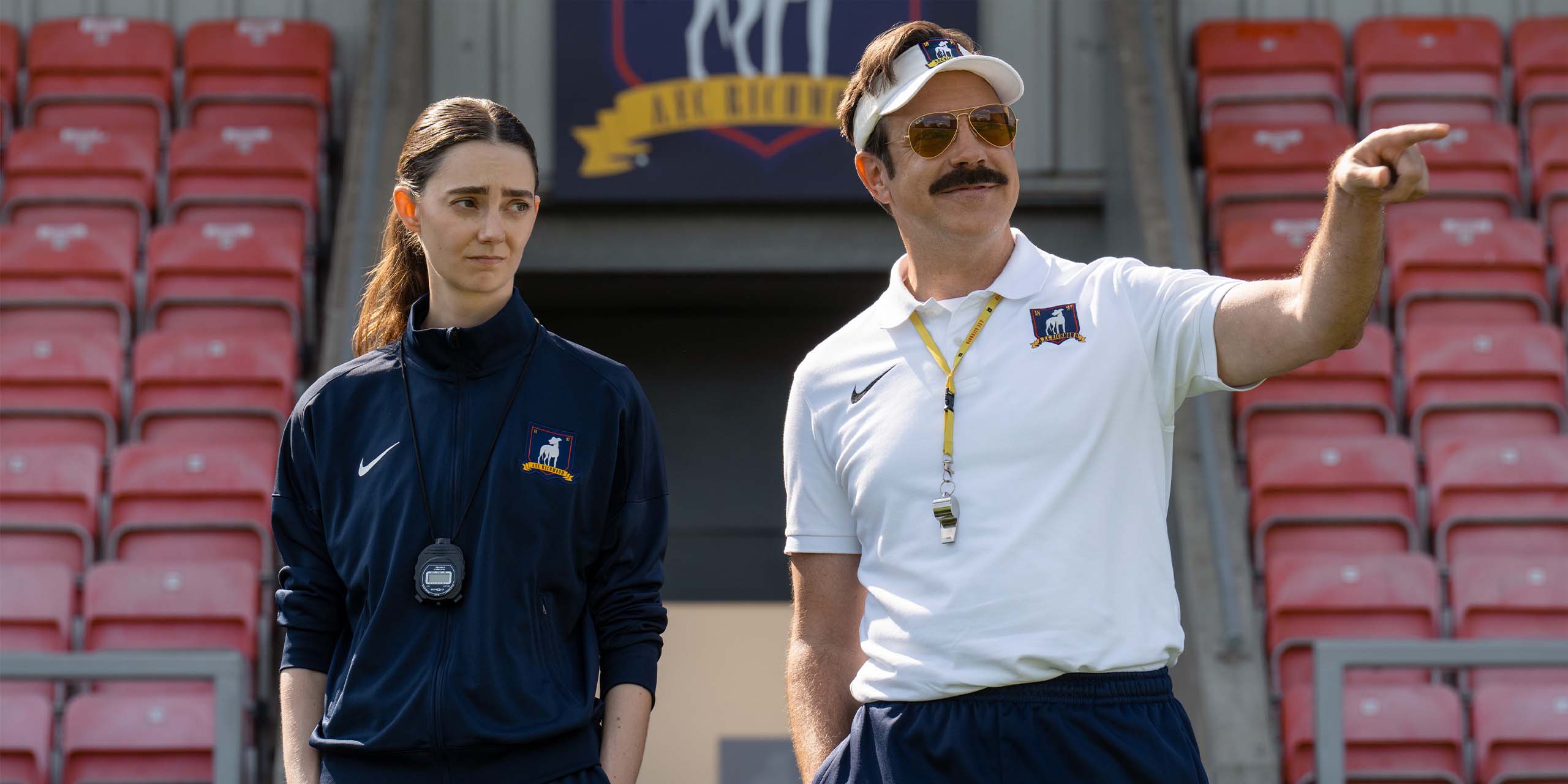 Tanya Reynolds et Jason Sudeikis dans la saison 4 de Ted Lasso.