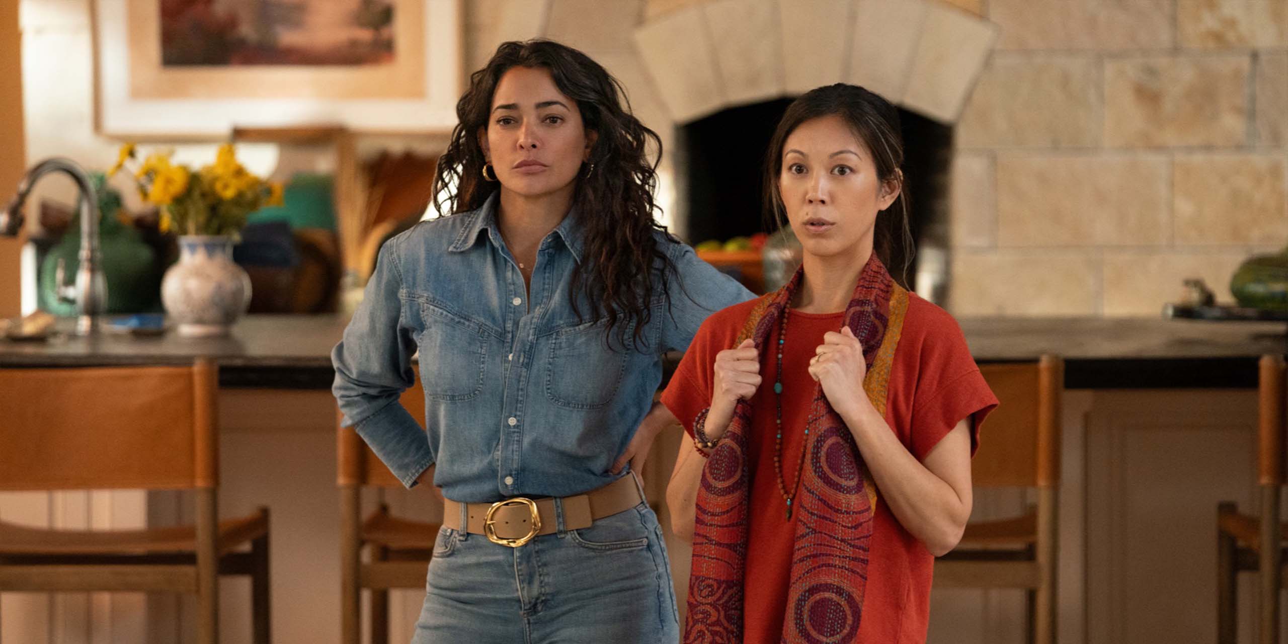 Natalie Martinez et Brittany Ishibashi dans Brothers.