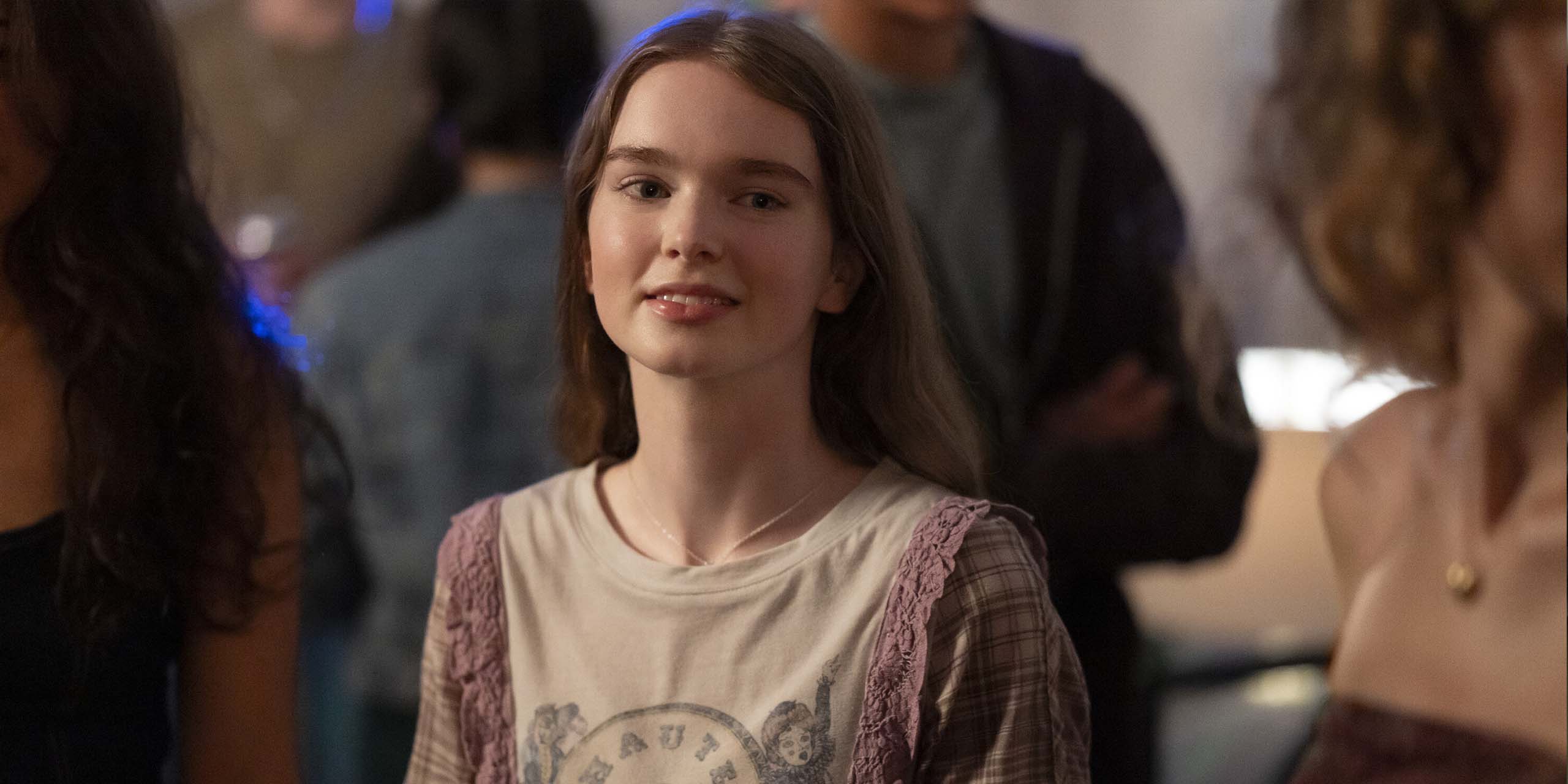 Carrie White (Summer H. Howell) dans la série Carrie de Mike Flanagan.