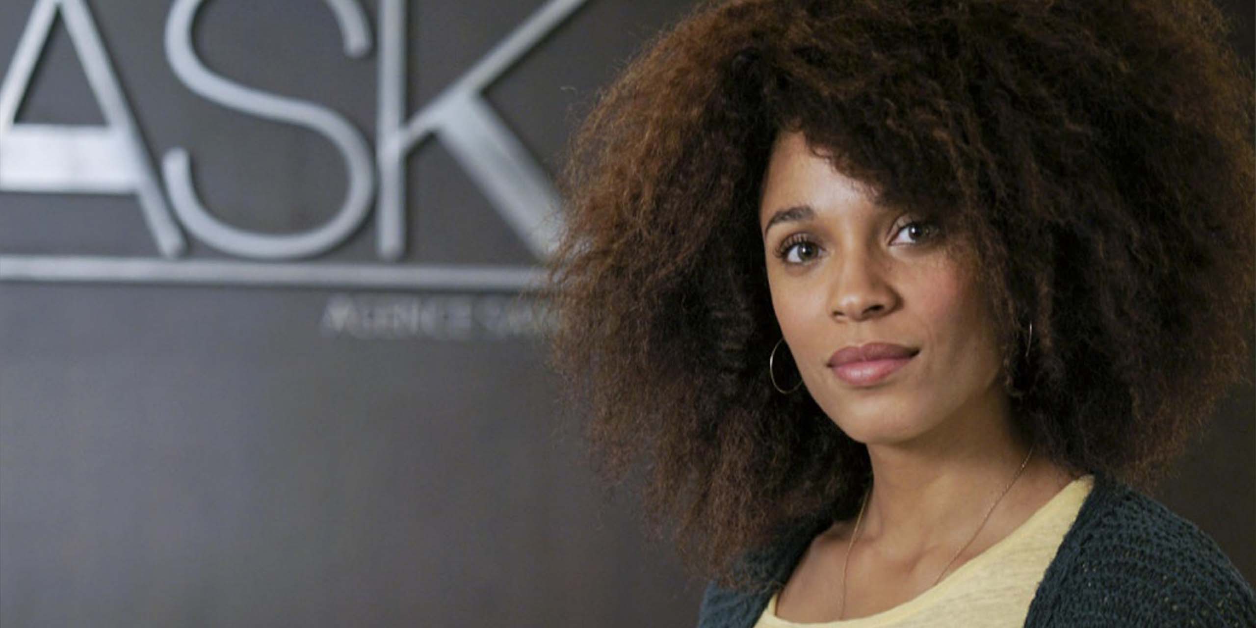 Stéfi Celma dans le rôle de Sofia Leprince dans Dix pour Cent.