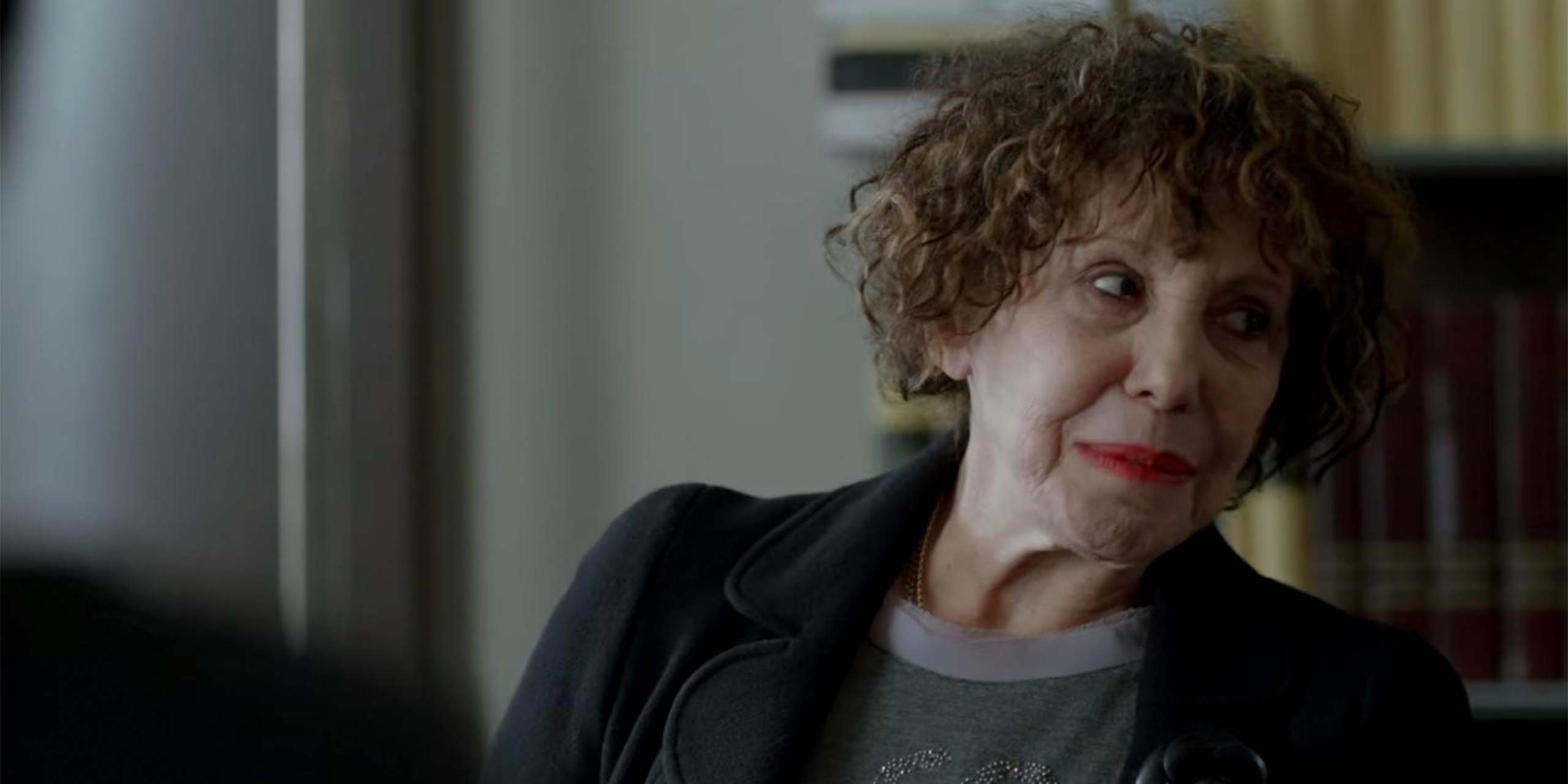 Liliane Rovère dans le rôle d'Arlette Azémar dans Dix pour Cent.