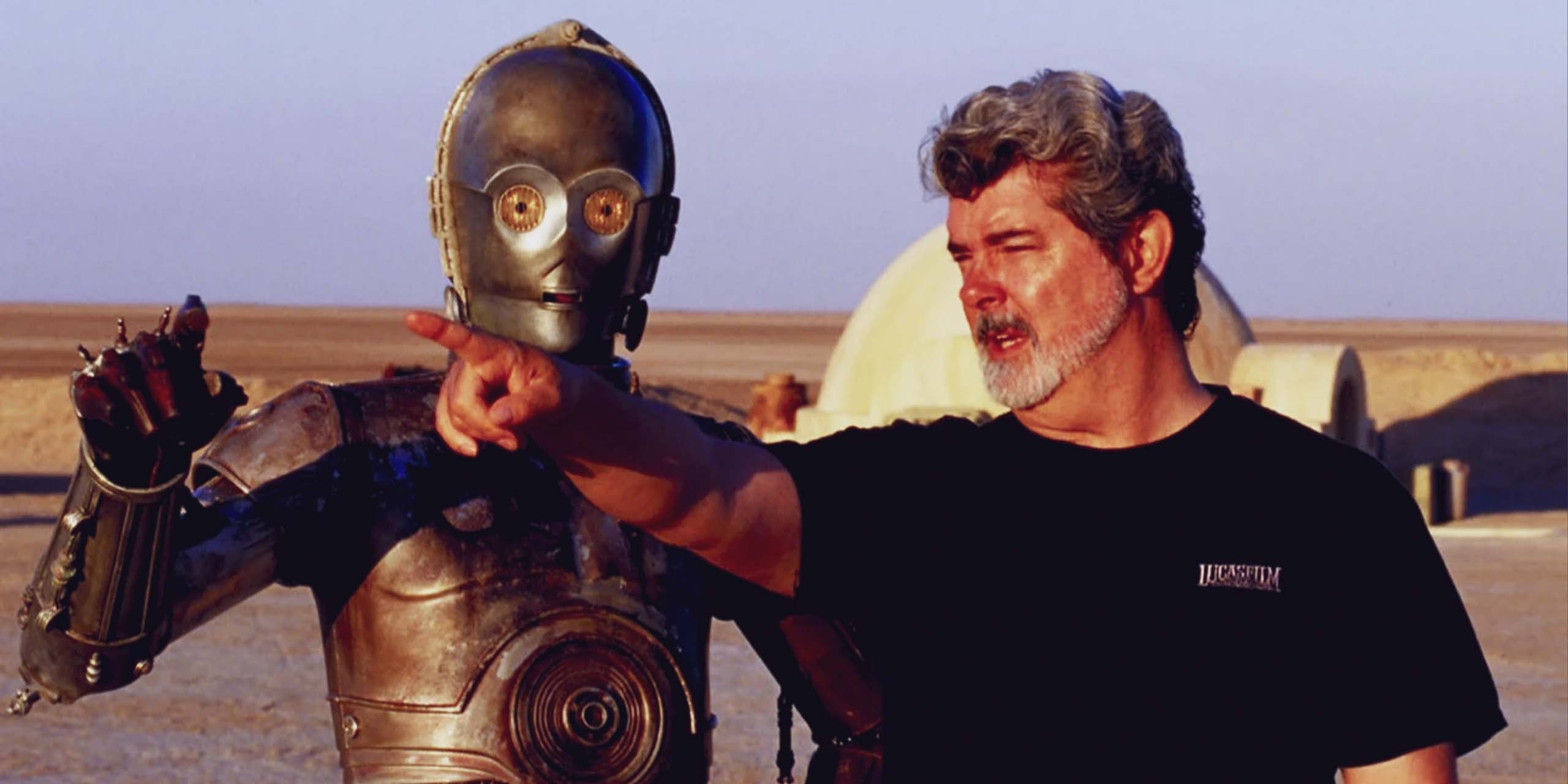 George Lucas sur le tournage de Star Wars : Un nouvel Espoir.