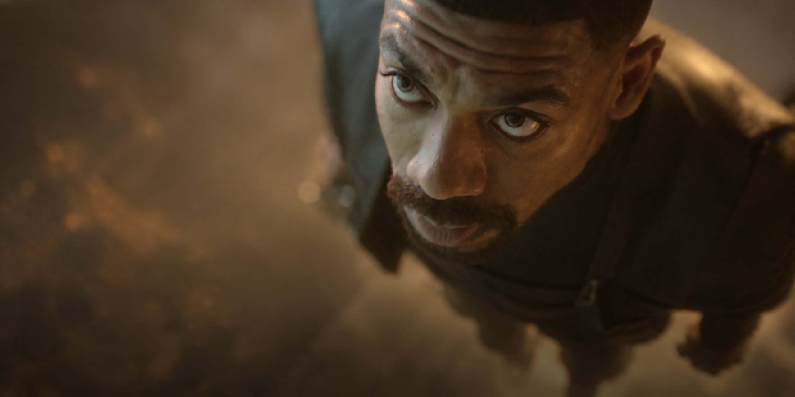 John Stewart (Aaron Pierre) dans le final de Lanterns.