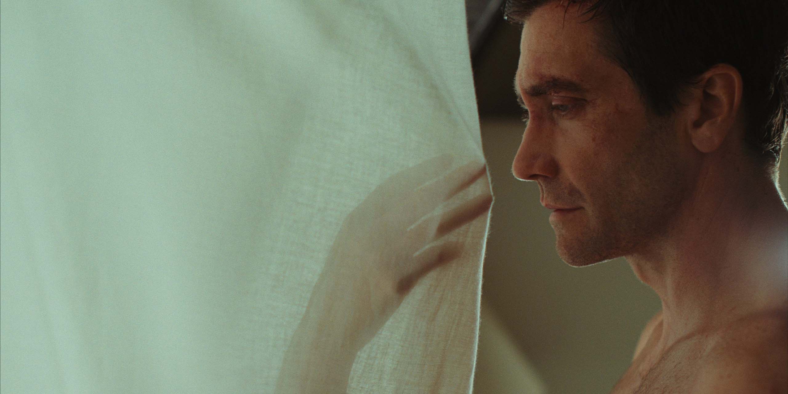 Jake Gyllenhaal dans le film de M. Night Shyamalan, Reste avec moi (Remain).