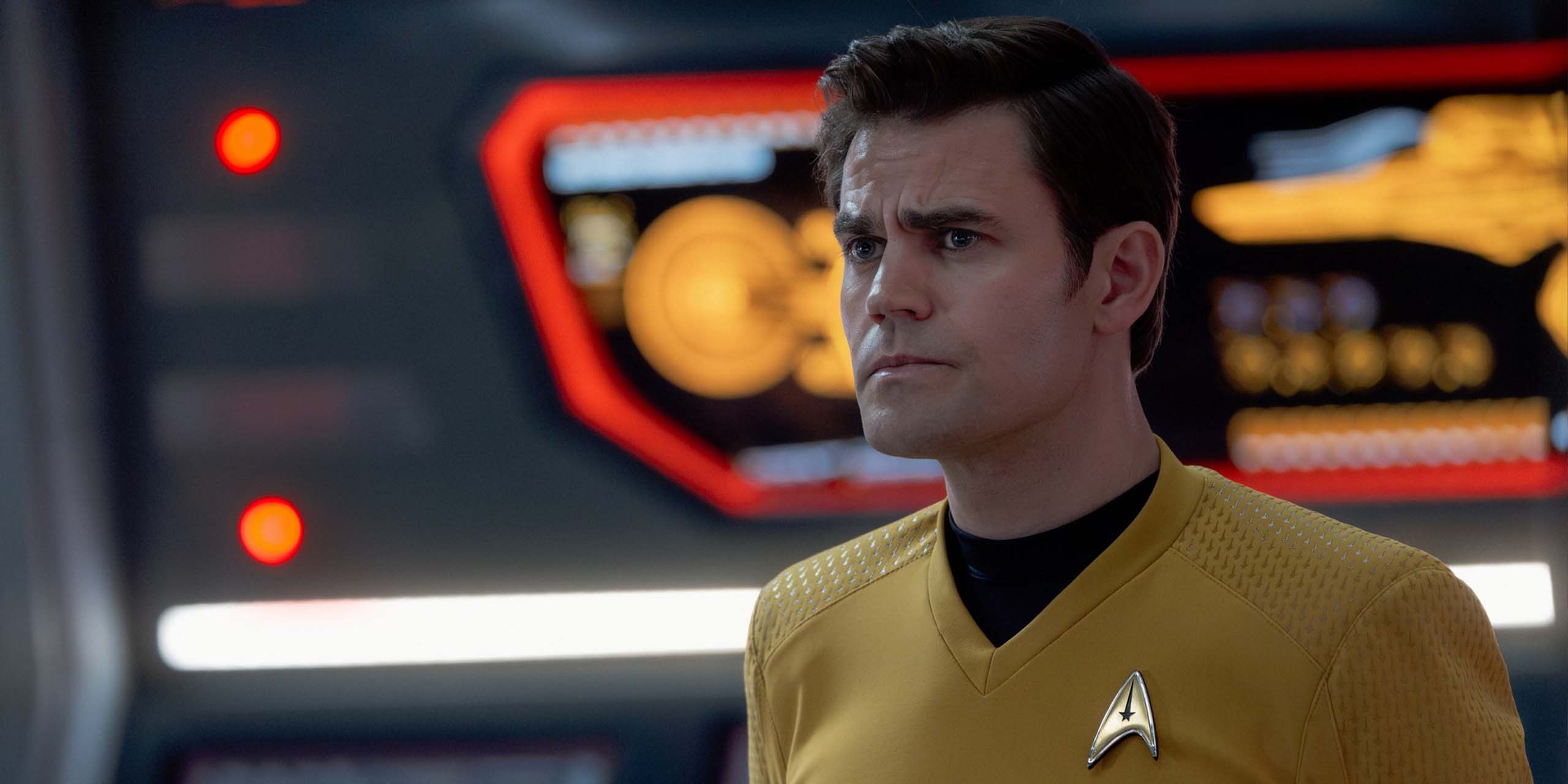 James T. Kirk (Paul Wesley) commande l'Entreprise dans la saison 4 de Star Trek: New Strange Worlds.