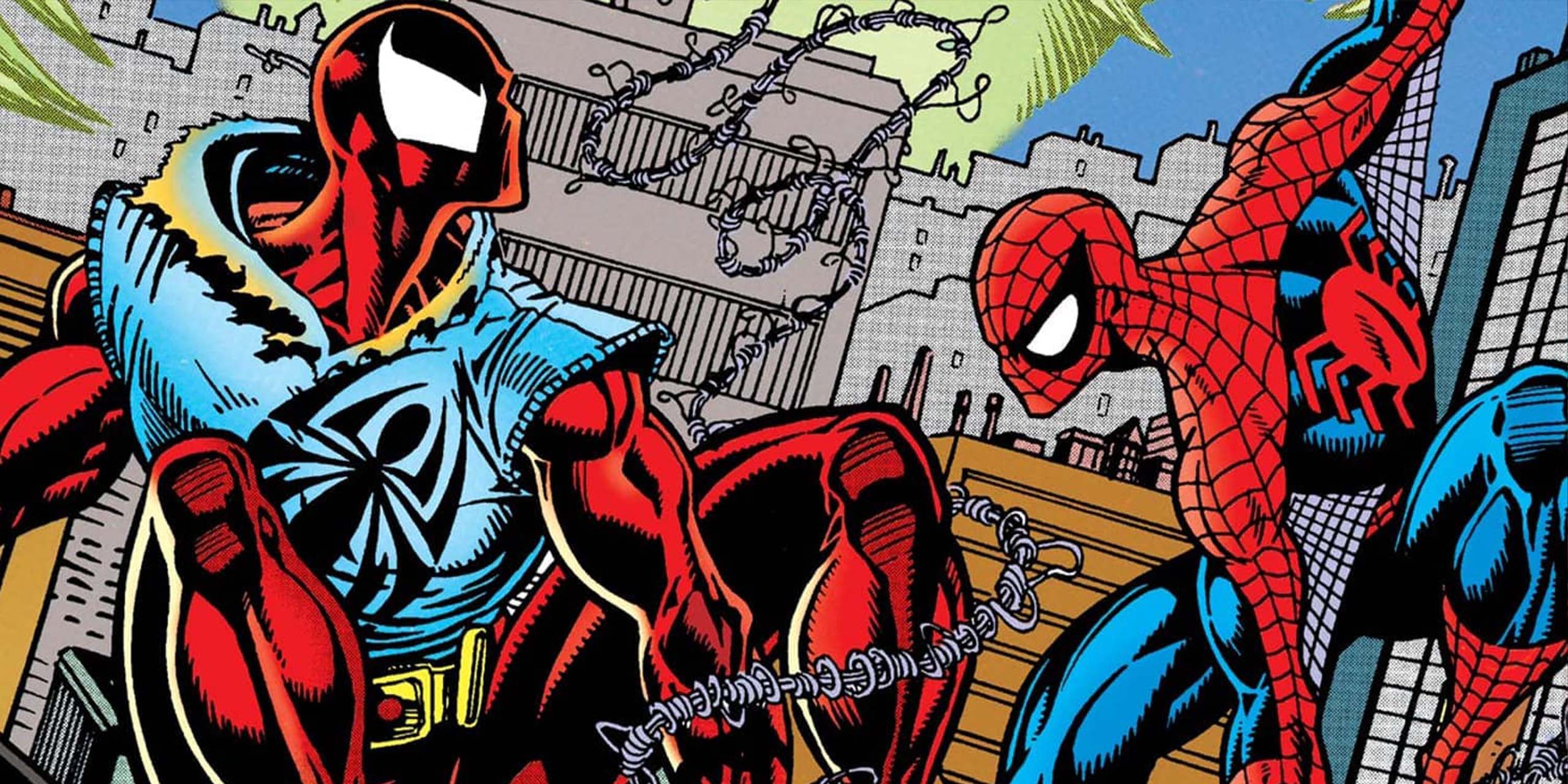 Ben Reilly et Peter Parker en costume de Scarlet-Spider et Spider-Man dans les comics Marvel.