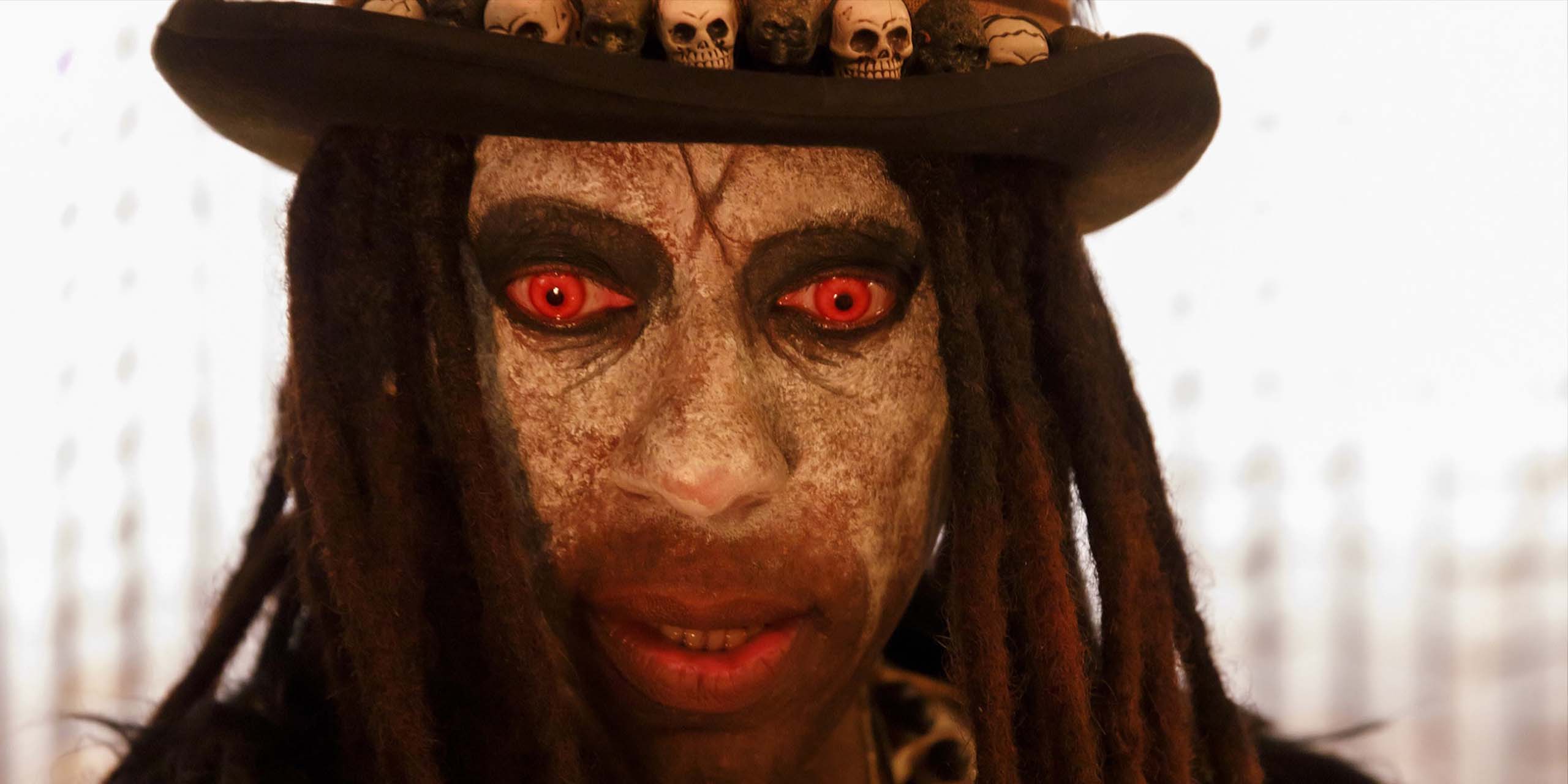 Orlando Jones dans le rôle de Papa Legba dans la saison 13 d'American Horror Story.