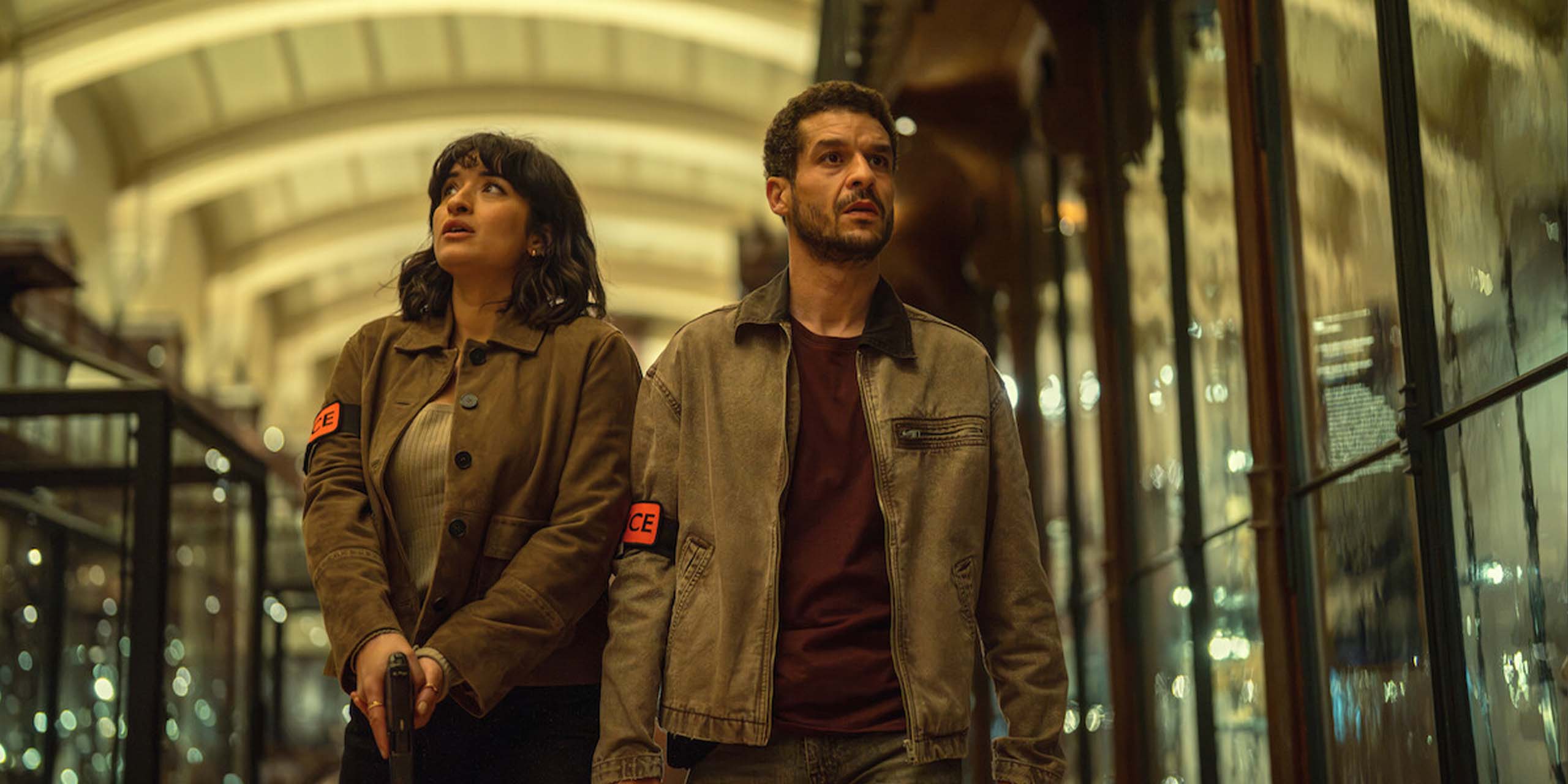 Shirine Boutella et Soufiane Guerrab dans la saison 4 de Lupin.