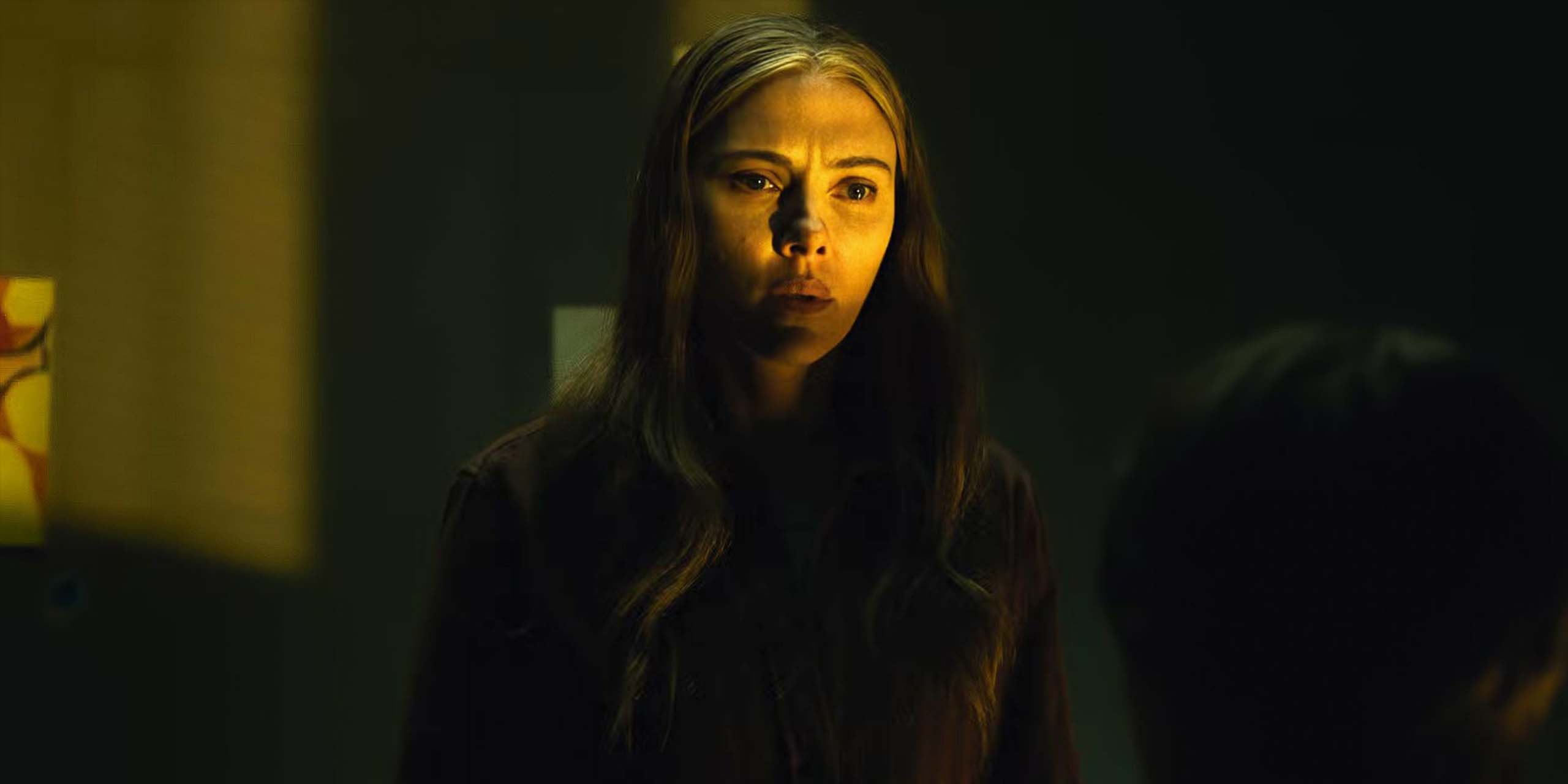 Julie Miller (Scarlett Johansson) dans le film L'Exorciste : Martyrs.