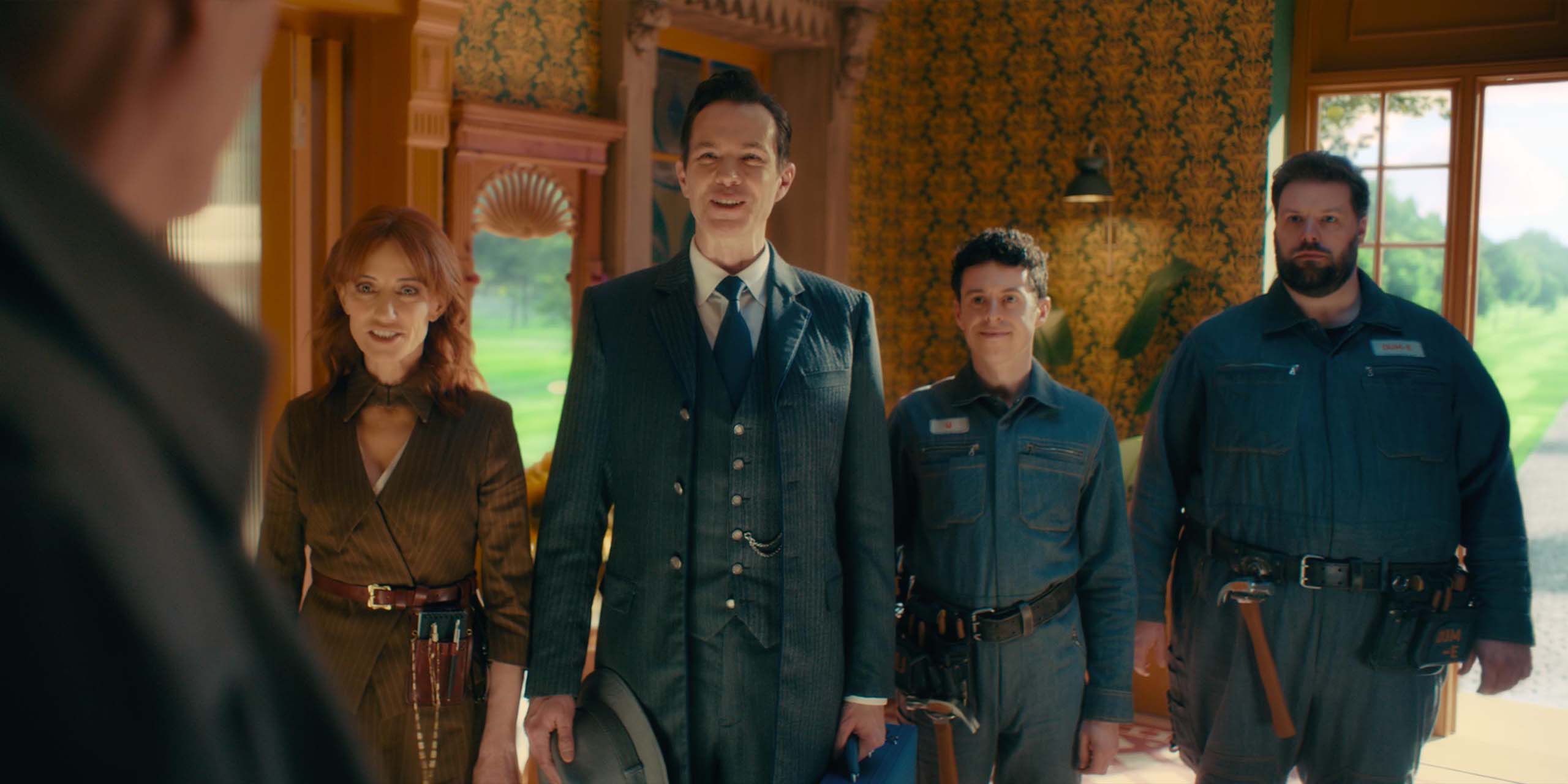 FRIDAY (Orla Brady), JARVIS (James D'Arcy), U (Jonathan Sayer), et DUM-E (Henry Lewis) dans VisionQuest.